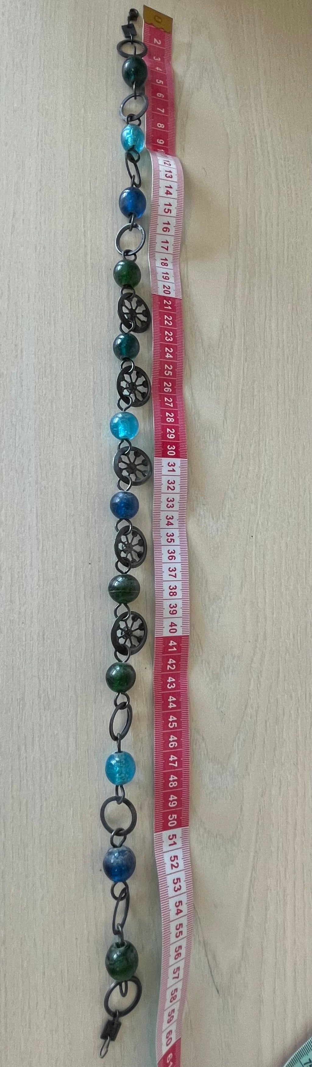 Konplott Beaded Kette Gunmetal Messing Blau Grün Glas 60cm Guter Zustand