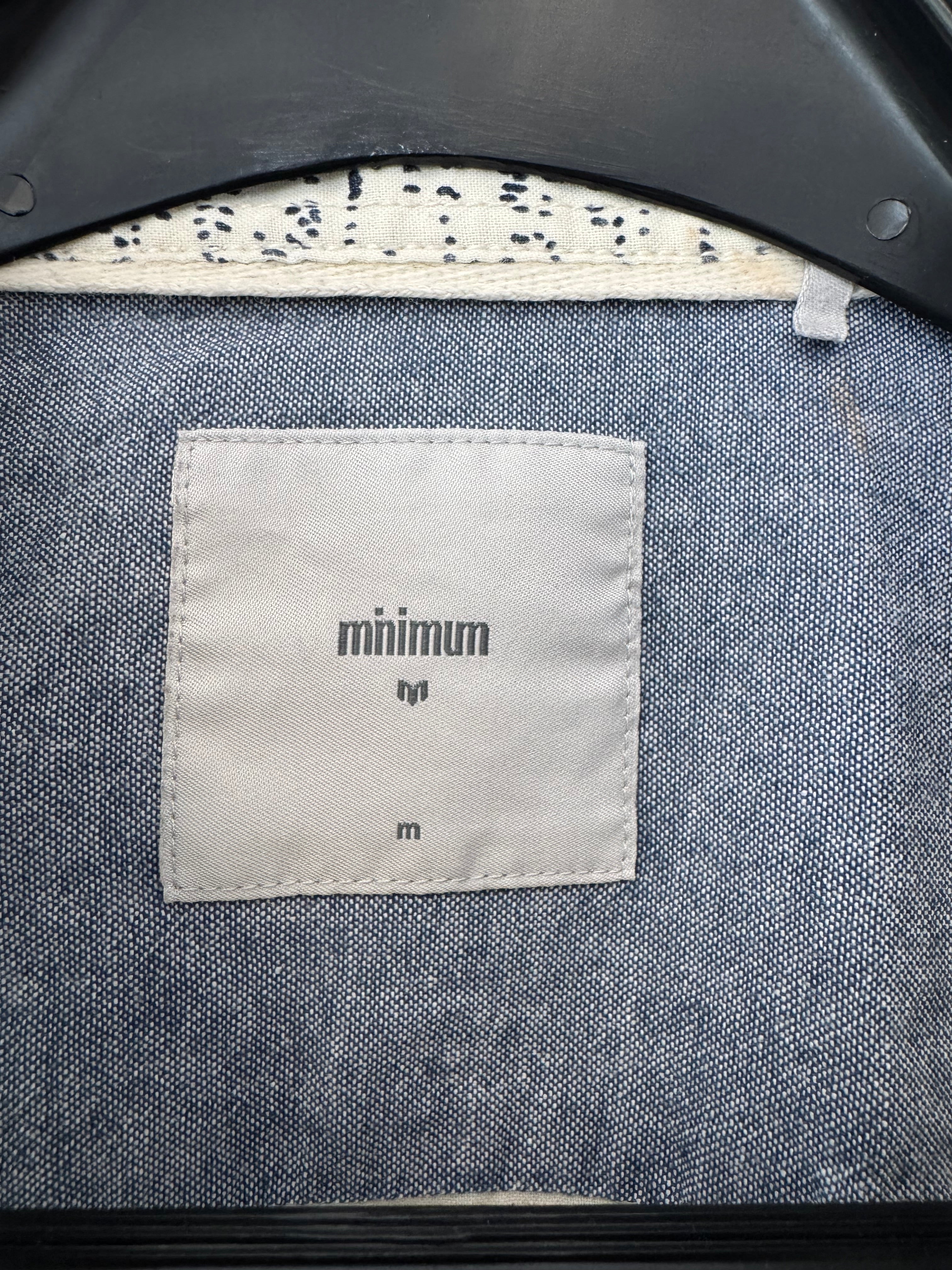 Minimum Crest Shirt, Medium, White/Black, Very Good