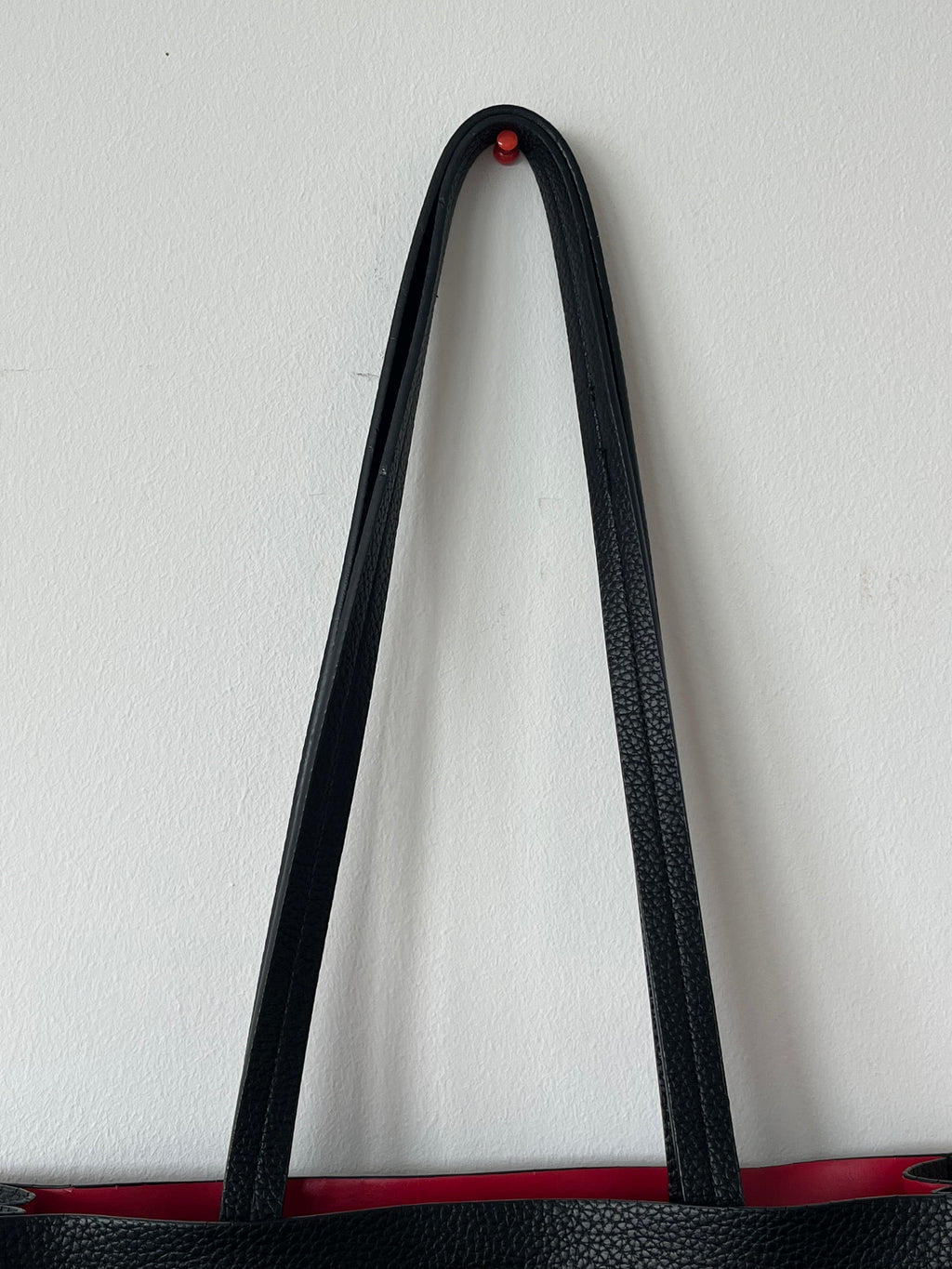 Even&Odd Reversible Tote Large Leder schwarz/rot – sehr gut