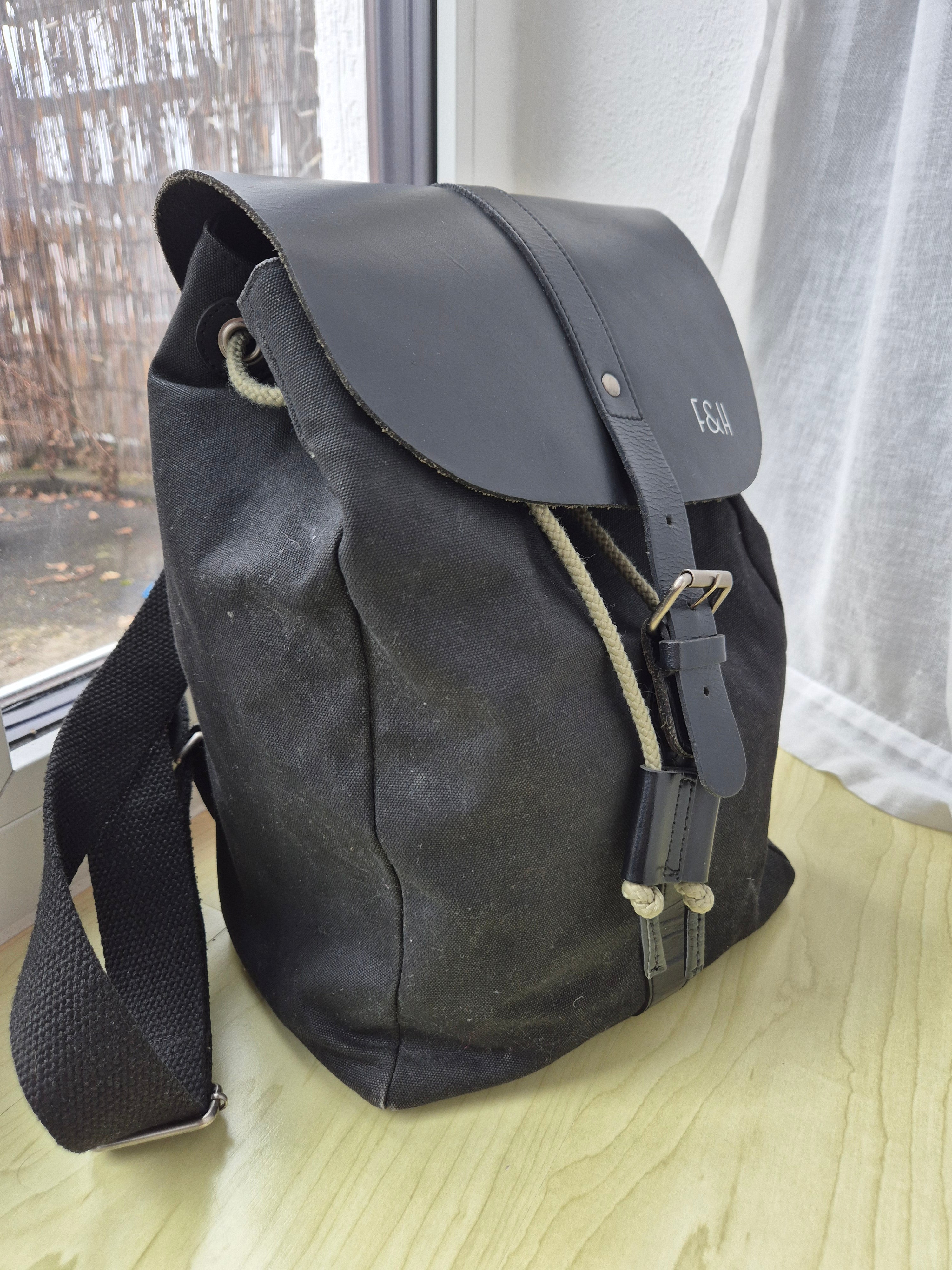 Fitz & Huxley Rucksack “Equinox” – Canvas & Leder, Schwarz, H35xB25xT15