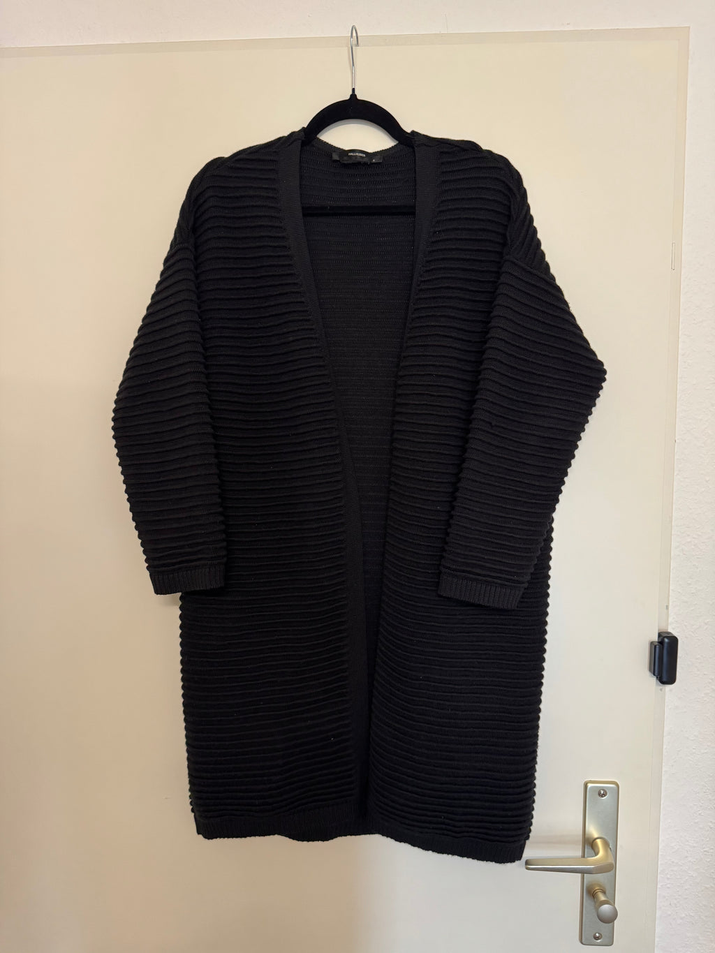 Hallhuber Plissé Knit Cardigan – Black, Size S, Good Condition