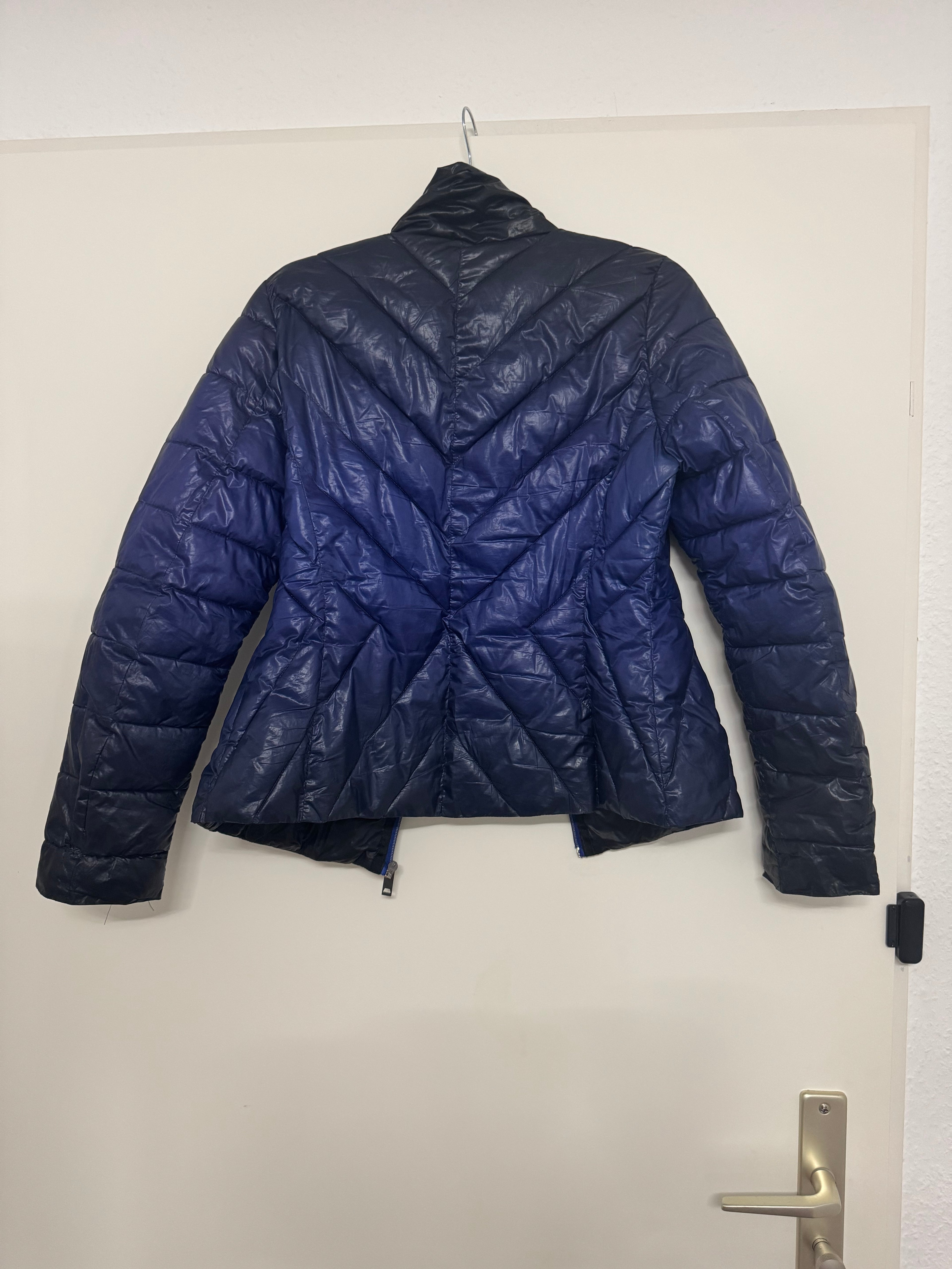 Diana Gallesi Women’s Quilted Jacket M Blue/Black – Lightweight, Normal Use