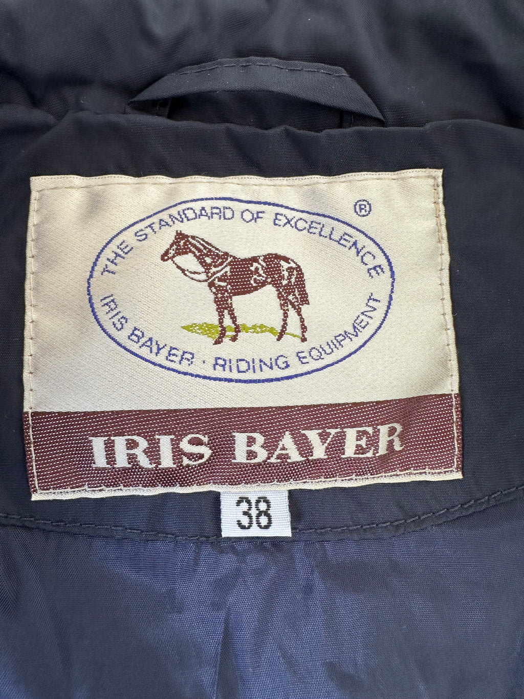 Iris Bayer Quilted Equestrian Vest Navy Blue Size 38 (M) – Good Condition