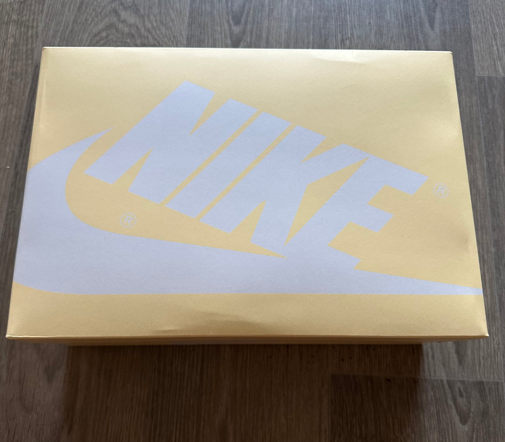 Nike Air Jordan 1 Retro High OG Vibrations of Naija 44.5 Neu OVP