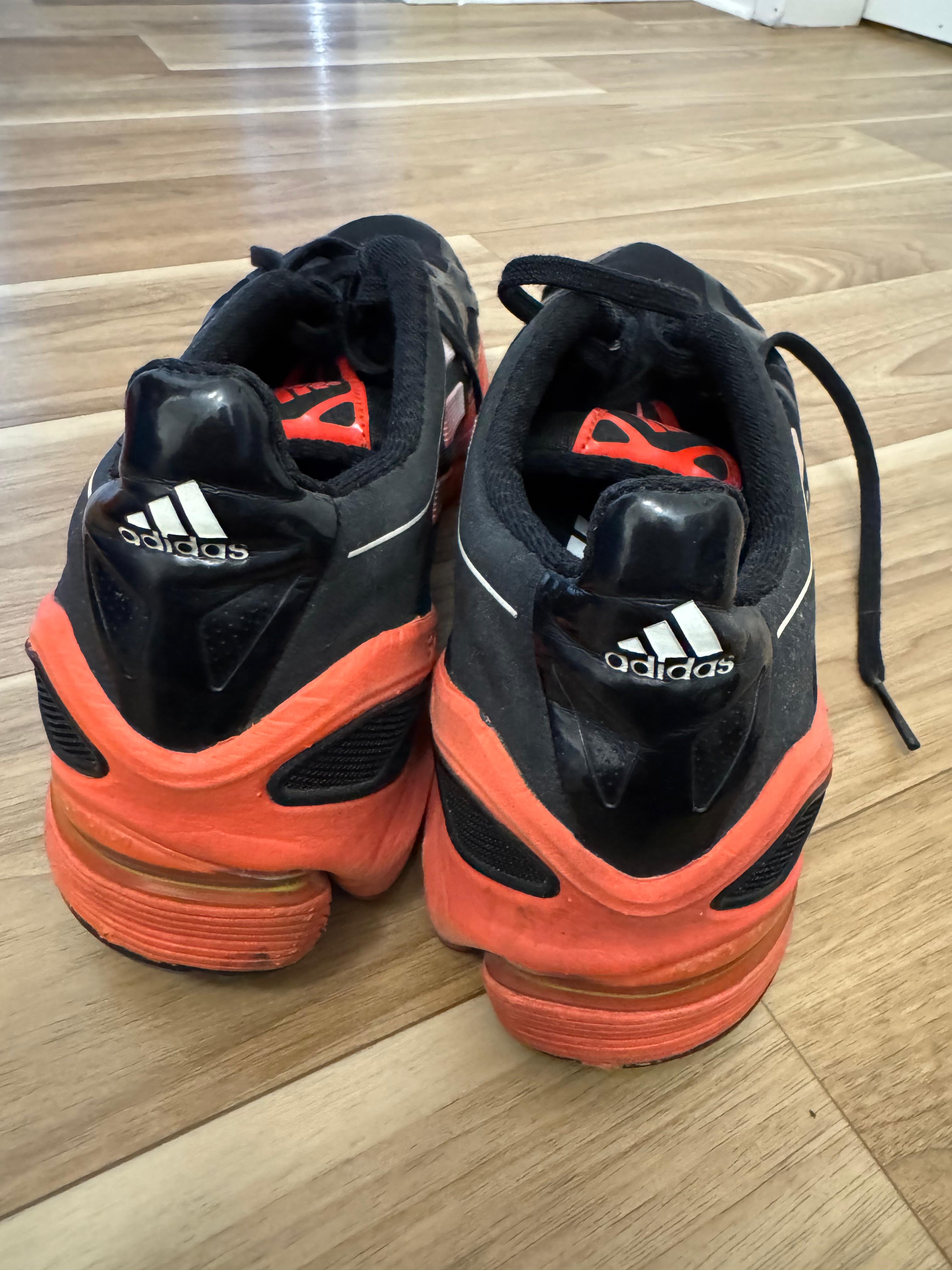 Adidas Adizero Laufschuh - EU 42.5 - Schwarz/Rot - Gebraucht