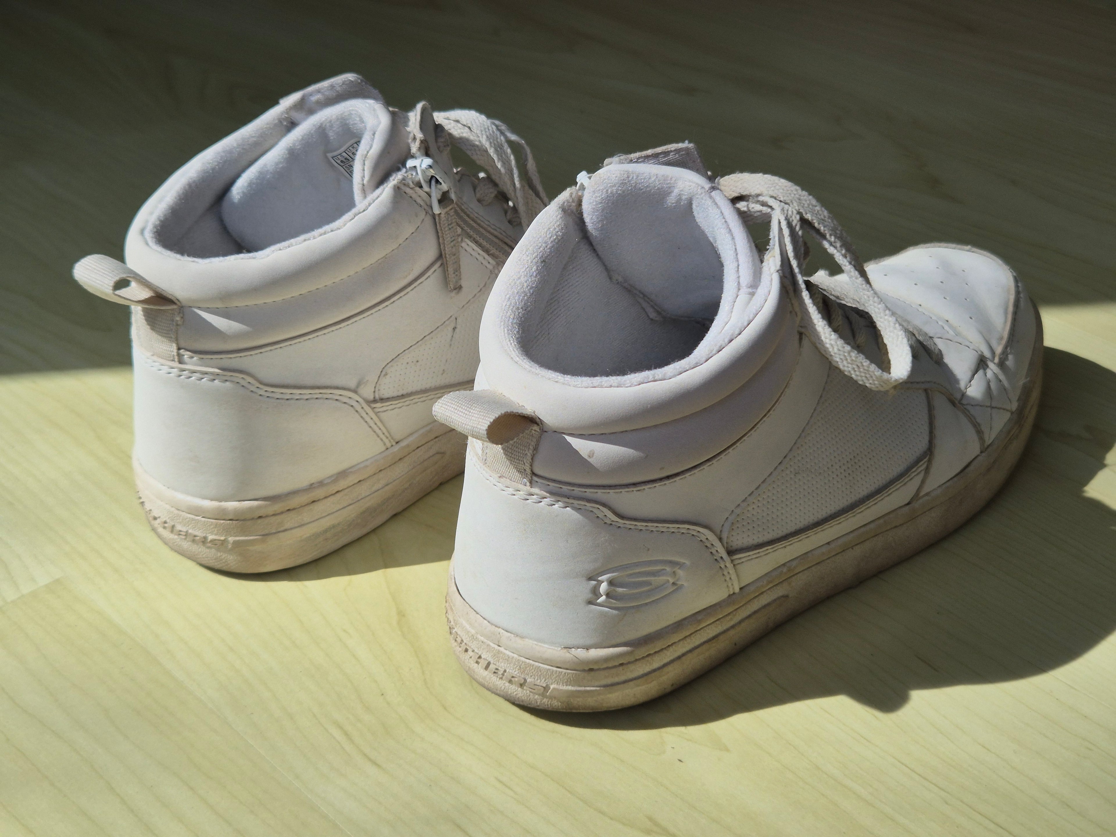Skechers Energy Lights Eliptic Gr. 39 – weiße leuchtende High-Top-Sneaker