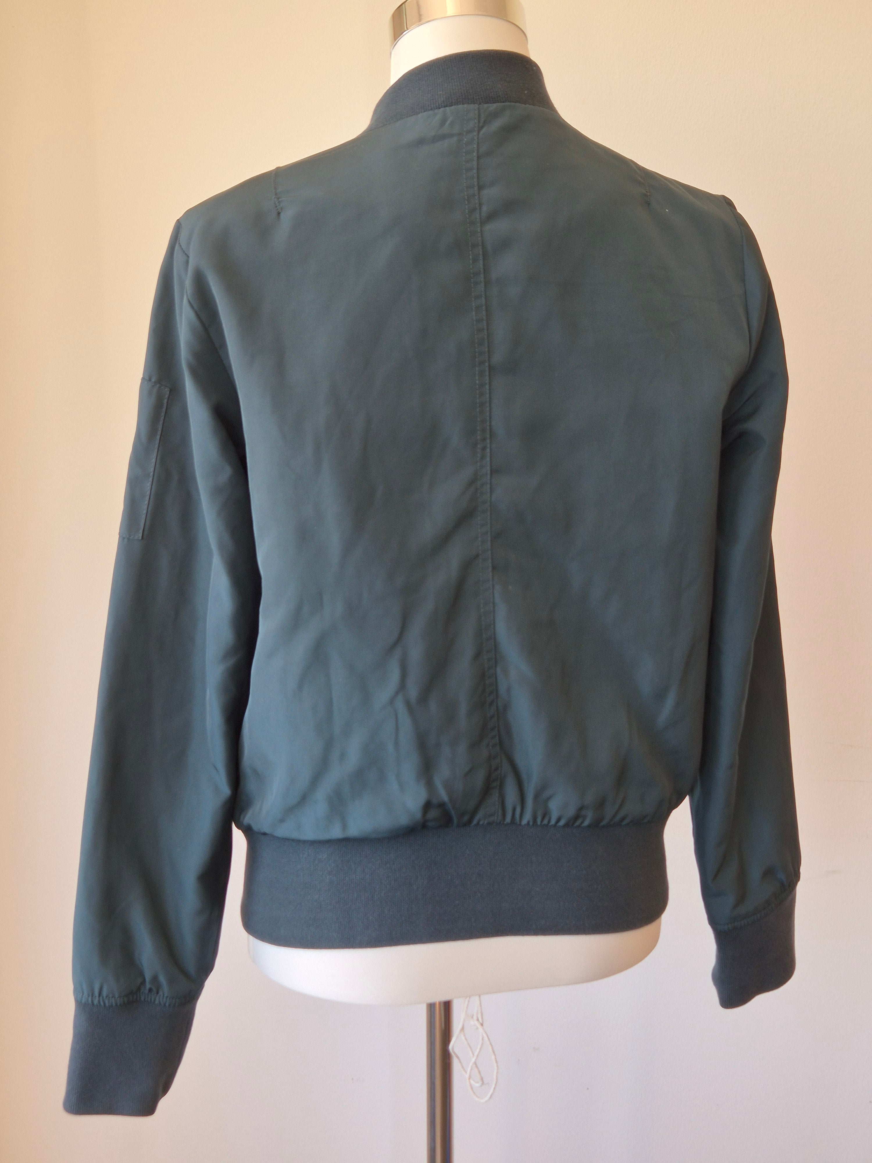 Esprit Damen Bomberjacke EU 36 – MA-1 Nylon Navy, guter Zustand