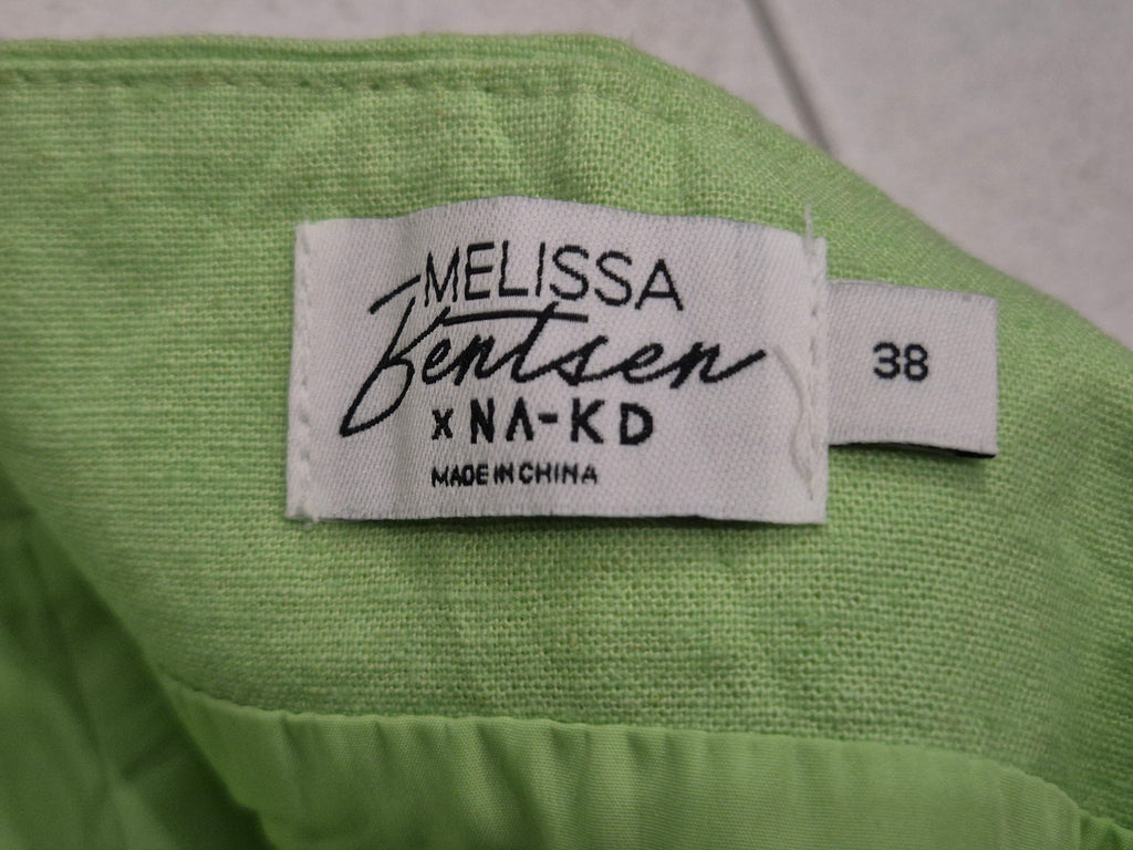 NA-KD x Melissa Bentzien Minirock Leinenmix Limettengrün EU 38 Guter Zustand