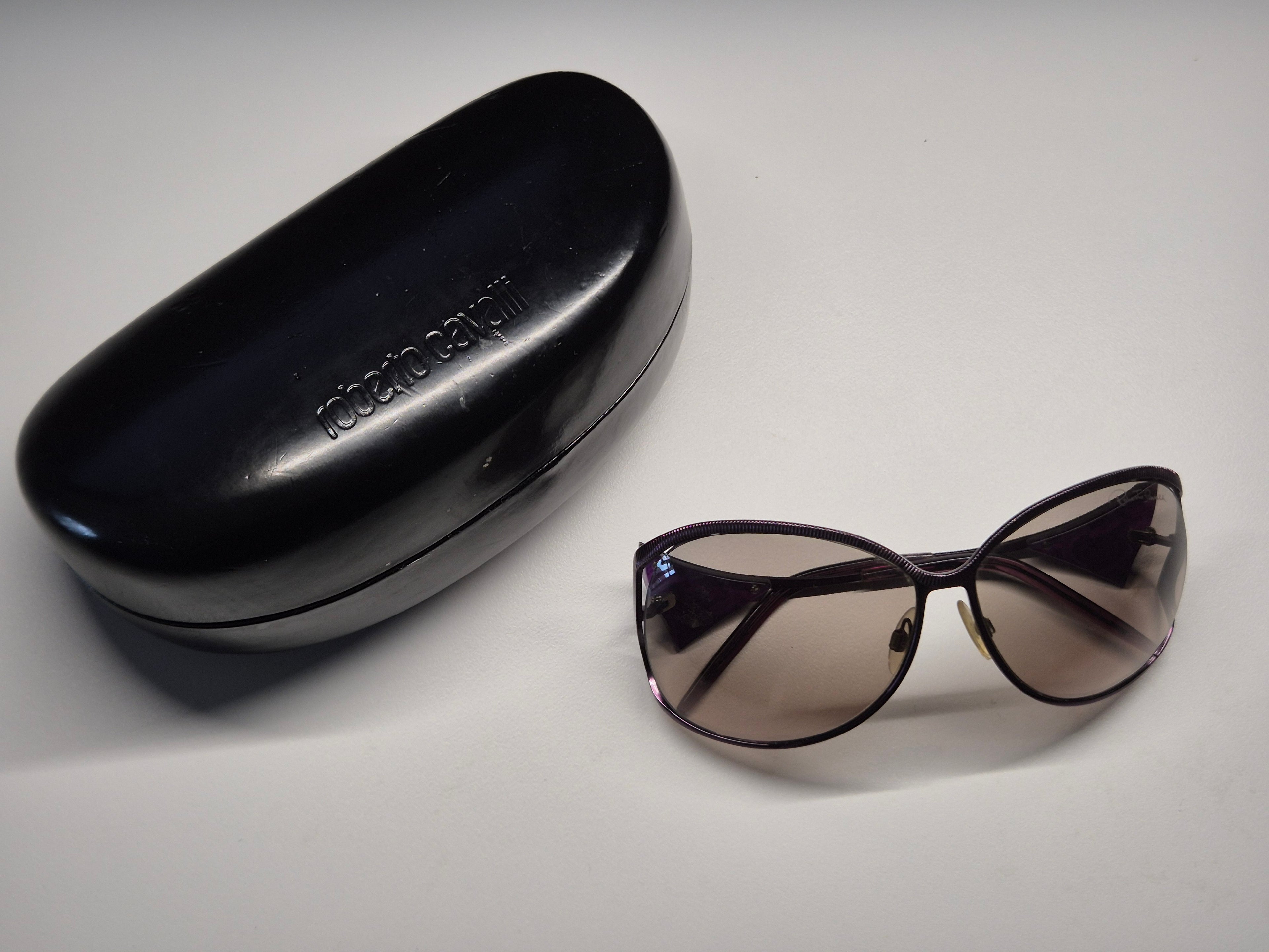 Roberto Cavalli Damen Sonnenbrille – Lila, Snake Design, mit Etui (beschädigt)