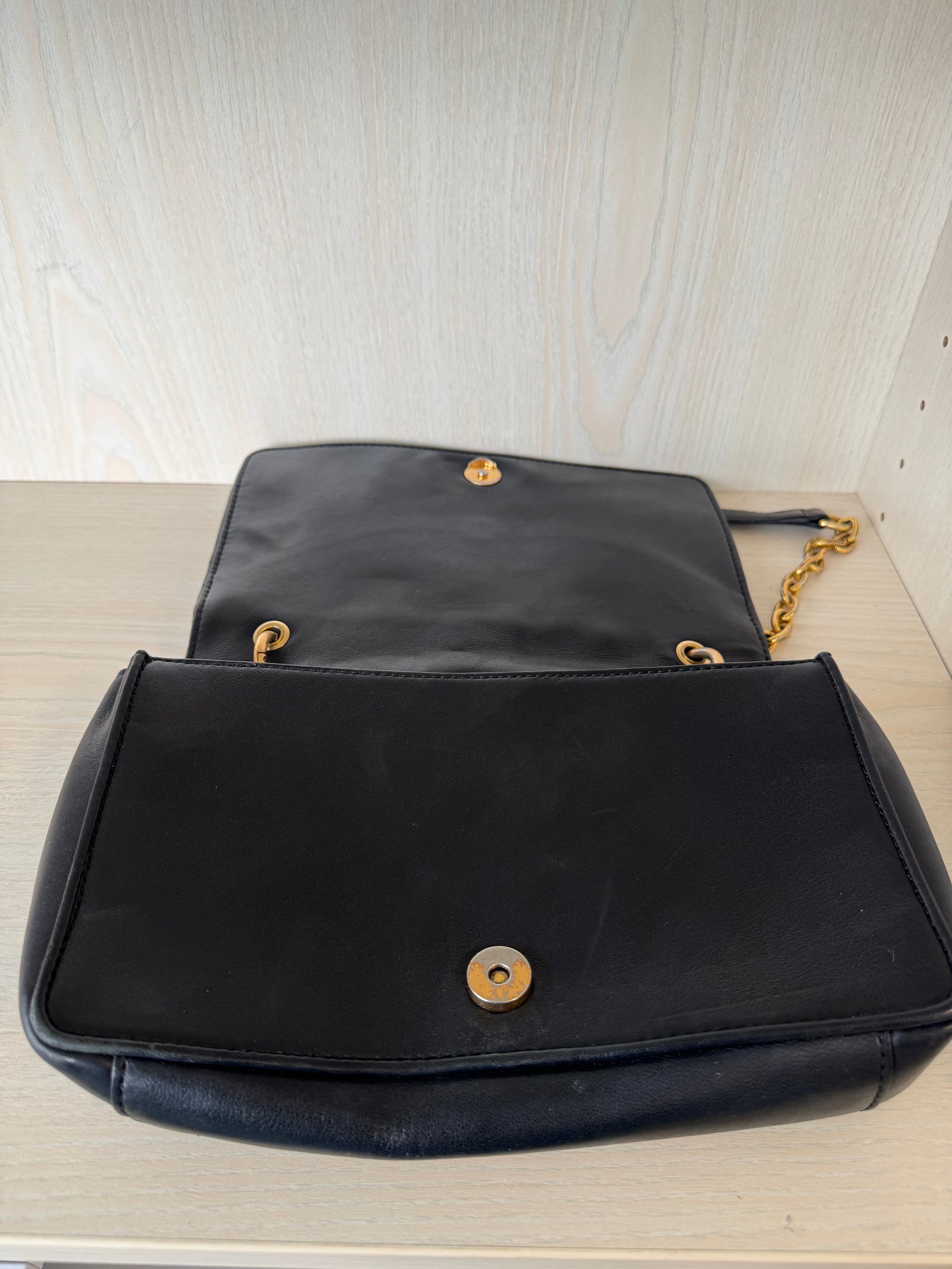Tory Burch Alexa Quilted Umhängetasche Medium Schwarz Leder, guter Zustand