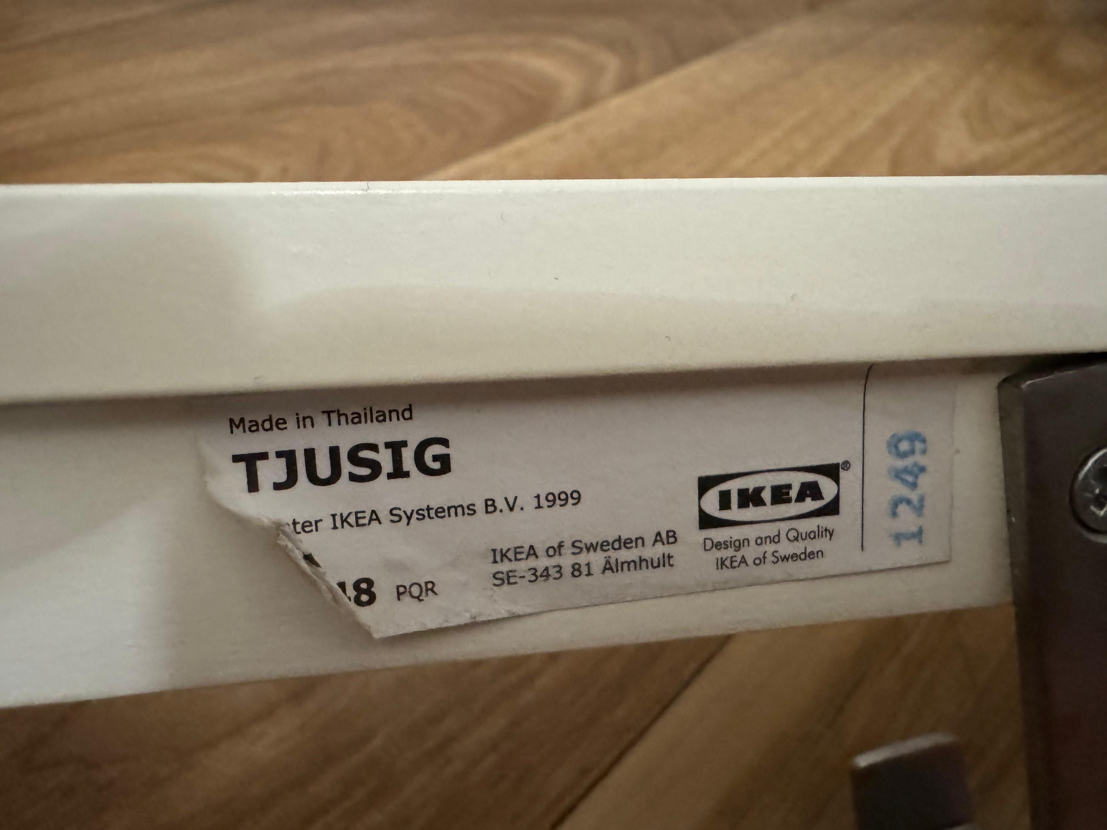 IKEA TJUSIG Wandgarderobe, Weiß, 78 cm, Montageset, sehr guter Zustand