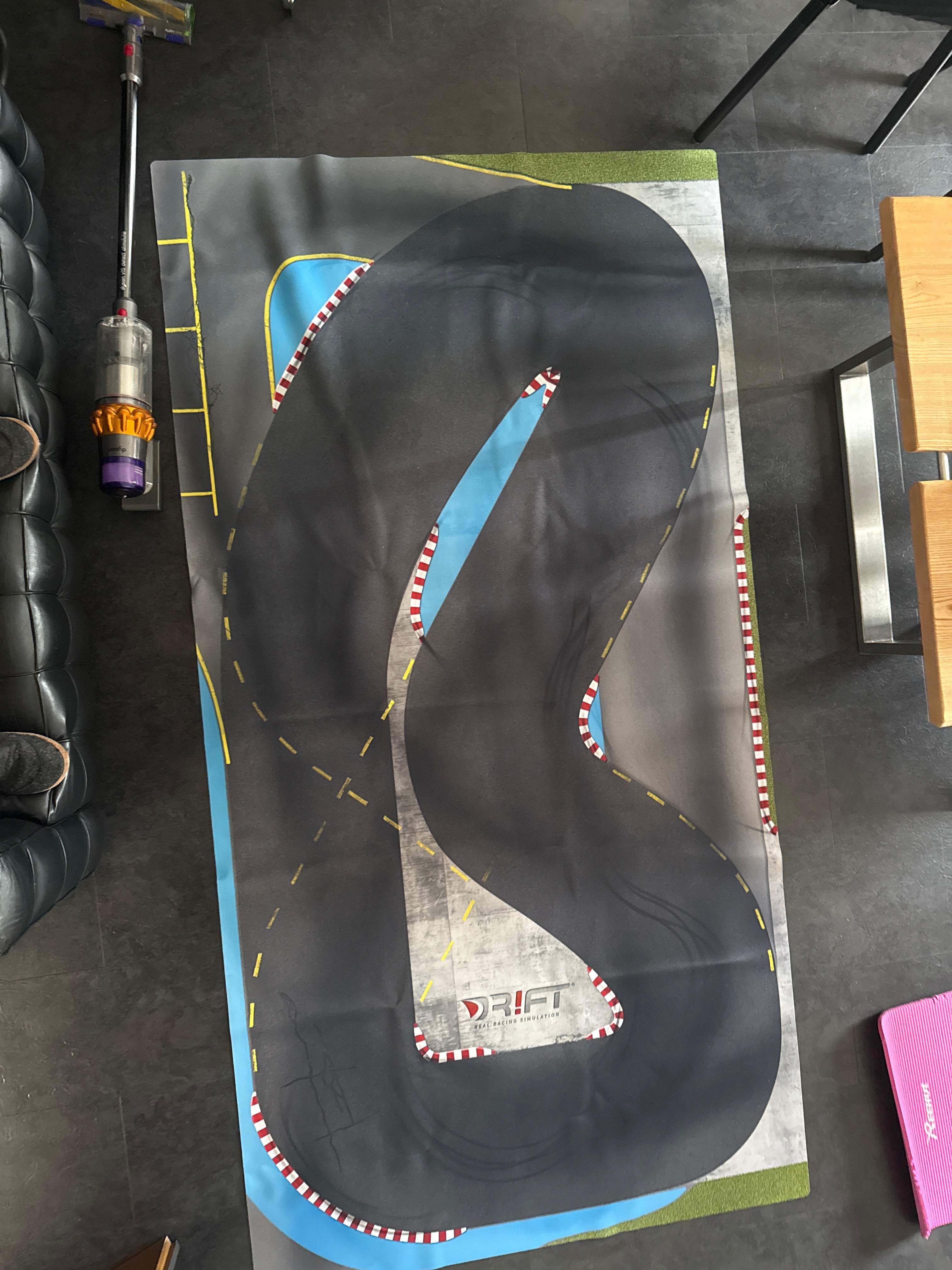 DR!FT PRO TRACK 4 Racing Matte 200×100 cm Multicolor – sehr guter Zustand