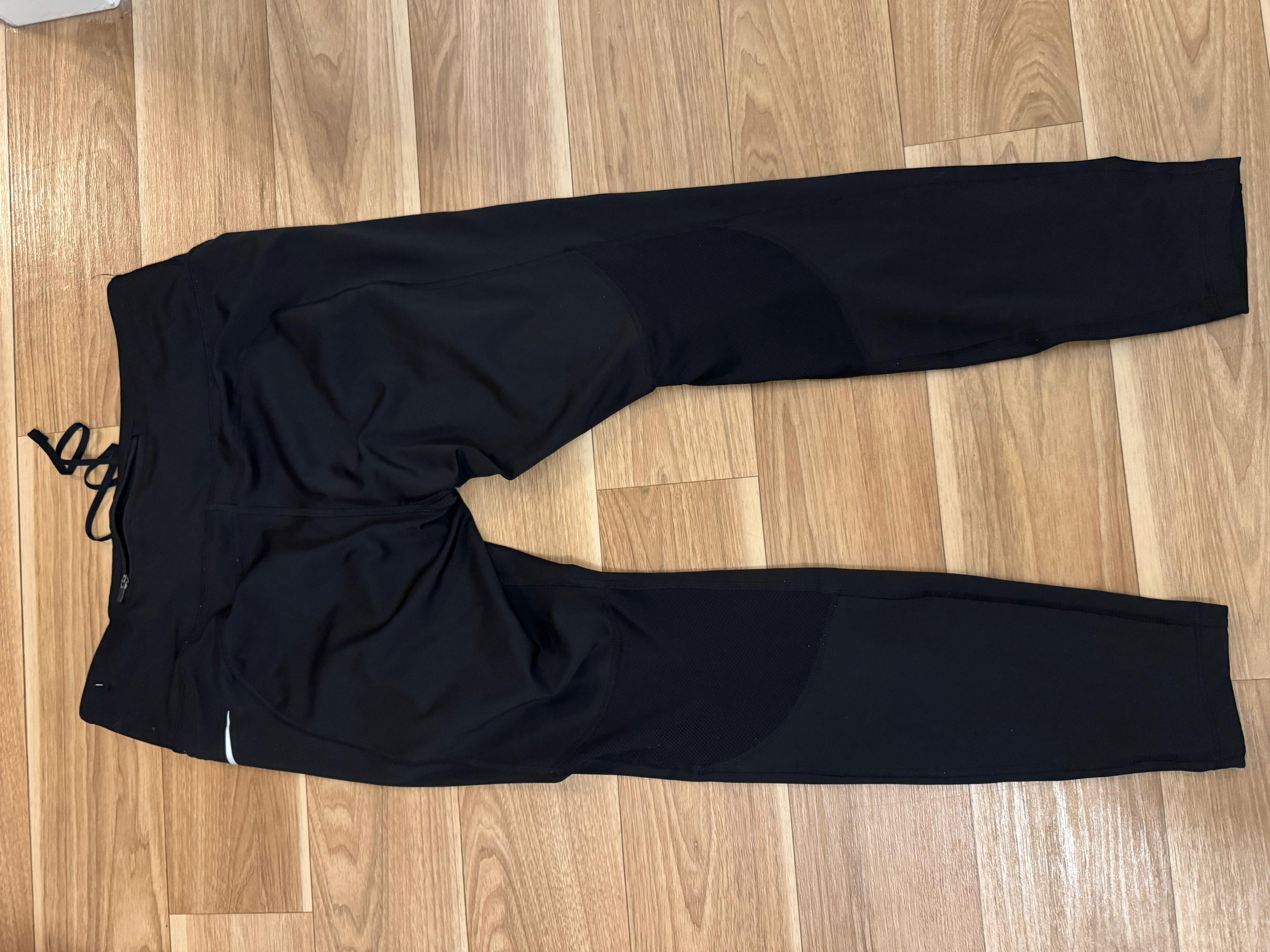 Nike Dri-FIT Leggings Schwarz Gr. L – Guter Zustand