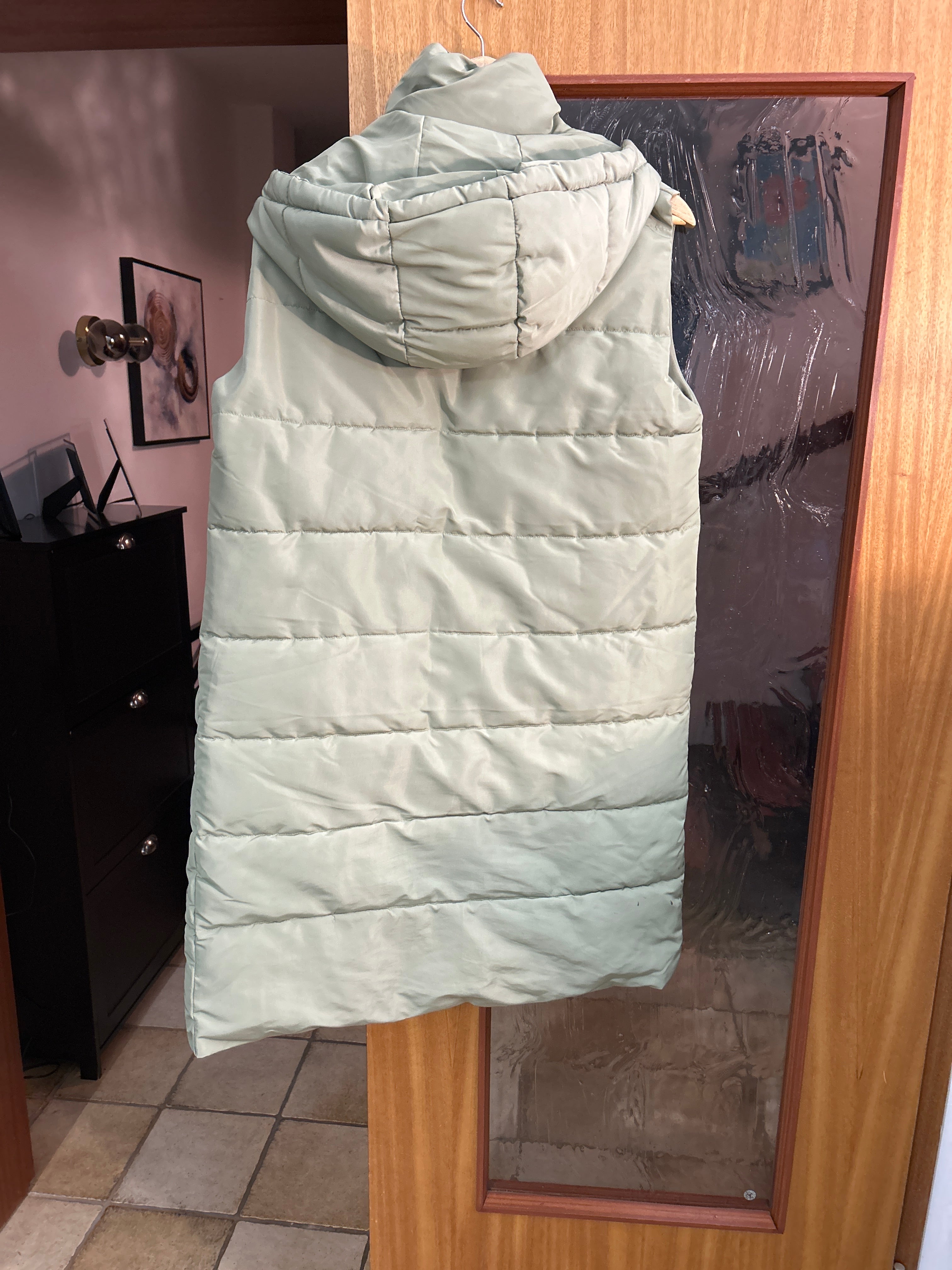 Stradivarius Puffer Weste, Sorona, Gr. M, Salbeigrün – Guter Zustand