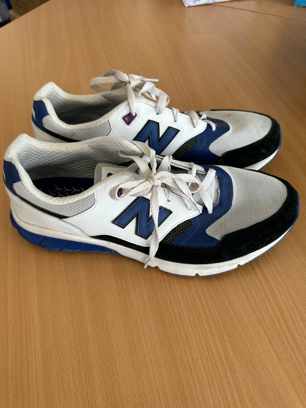 New Balance 990v2 Sneaker Weiß/Blau, Gr. 42 – sehr guter Zustand