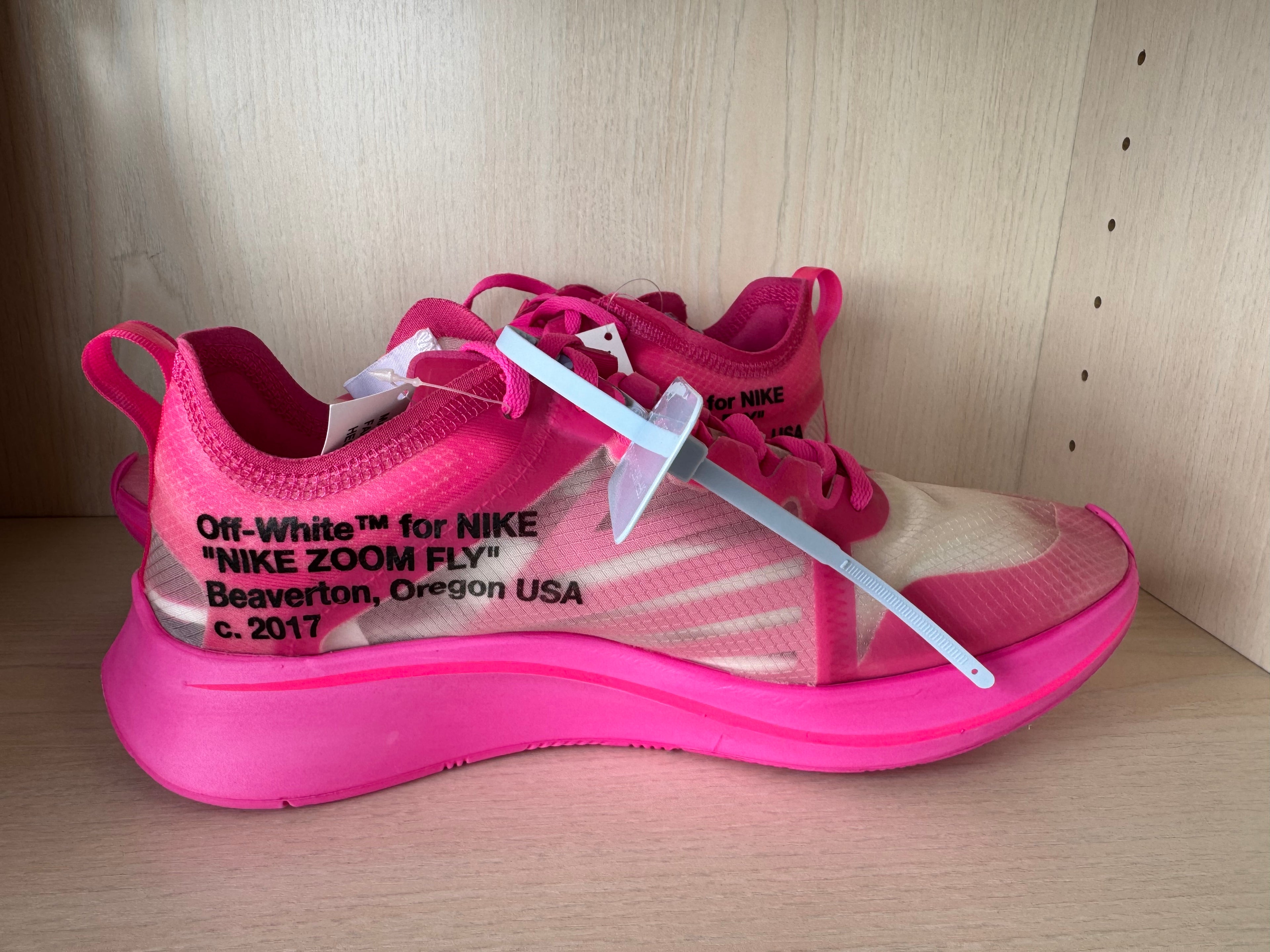 Off-White x Nike Zoom Fly SP Tulip Pink 42,5 EU Wie Neu mit Box & Beleg