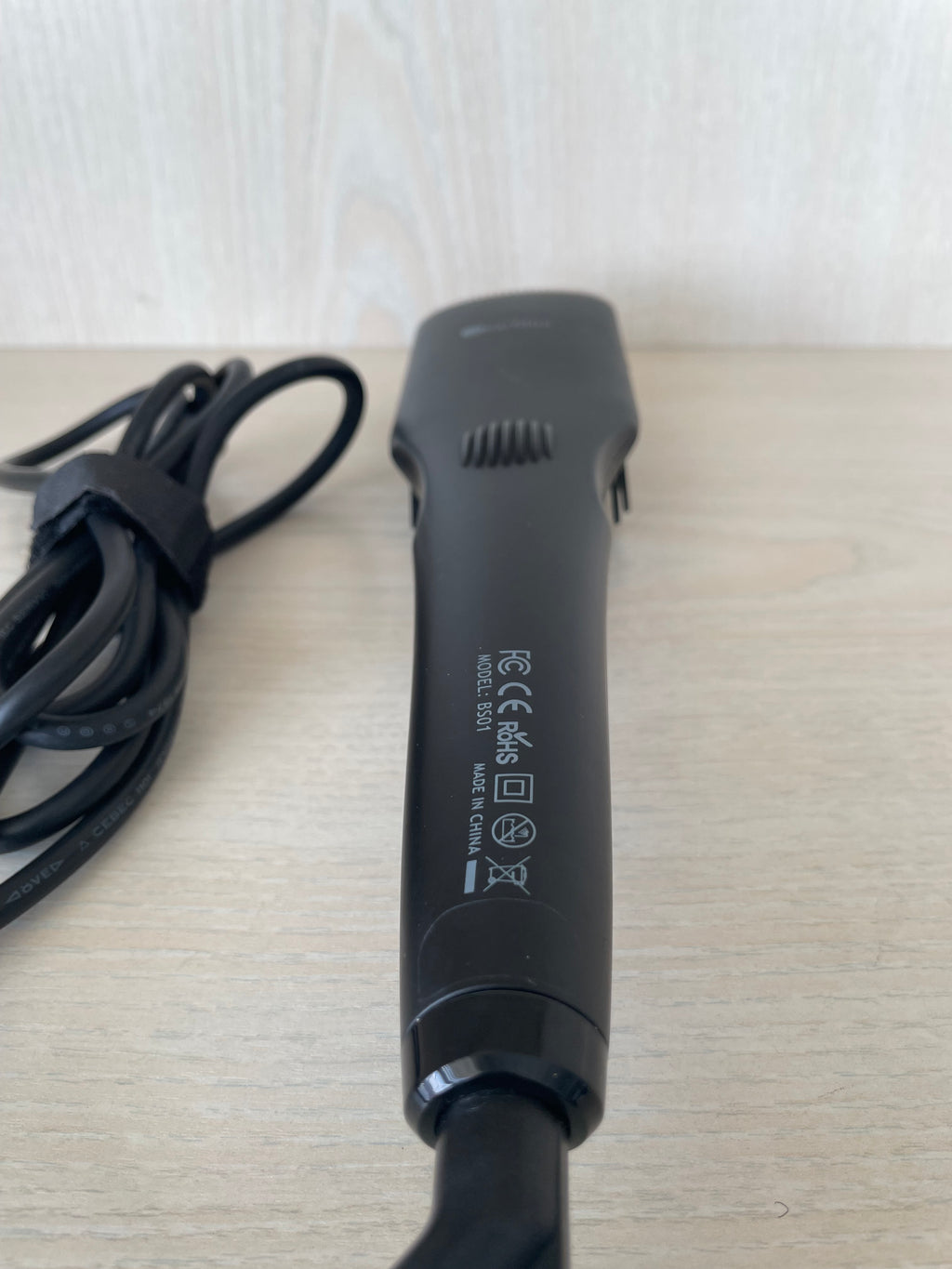BearMoo Hair Straightening Brush Black Standard 220-240V Very Good