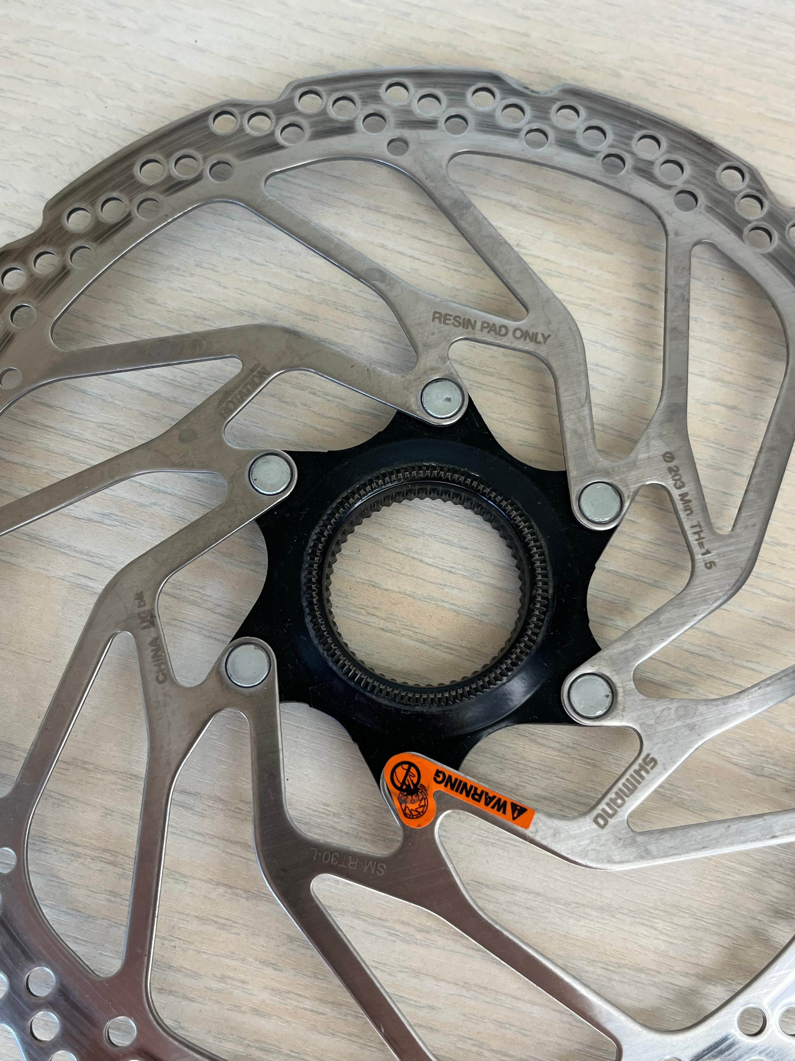 Shimano SM-RT30 Center-Lock Disc Rotor Steel/Aluminum Very Good