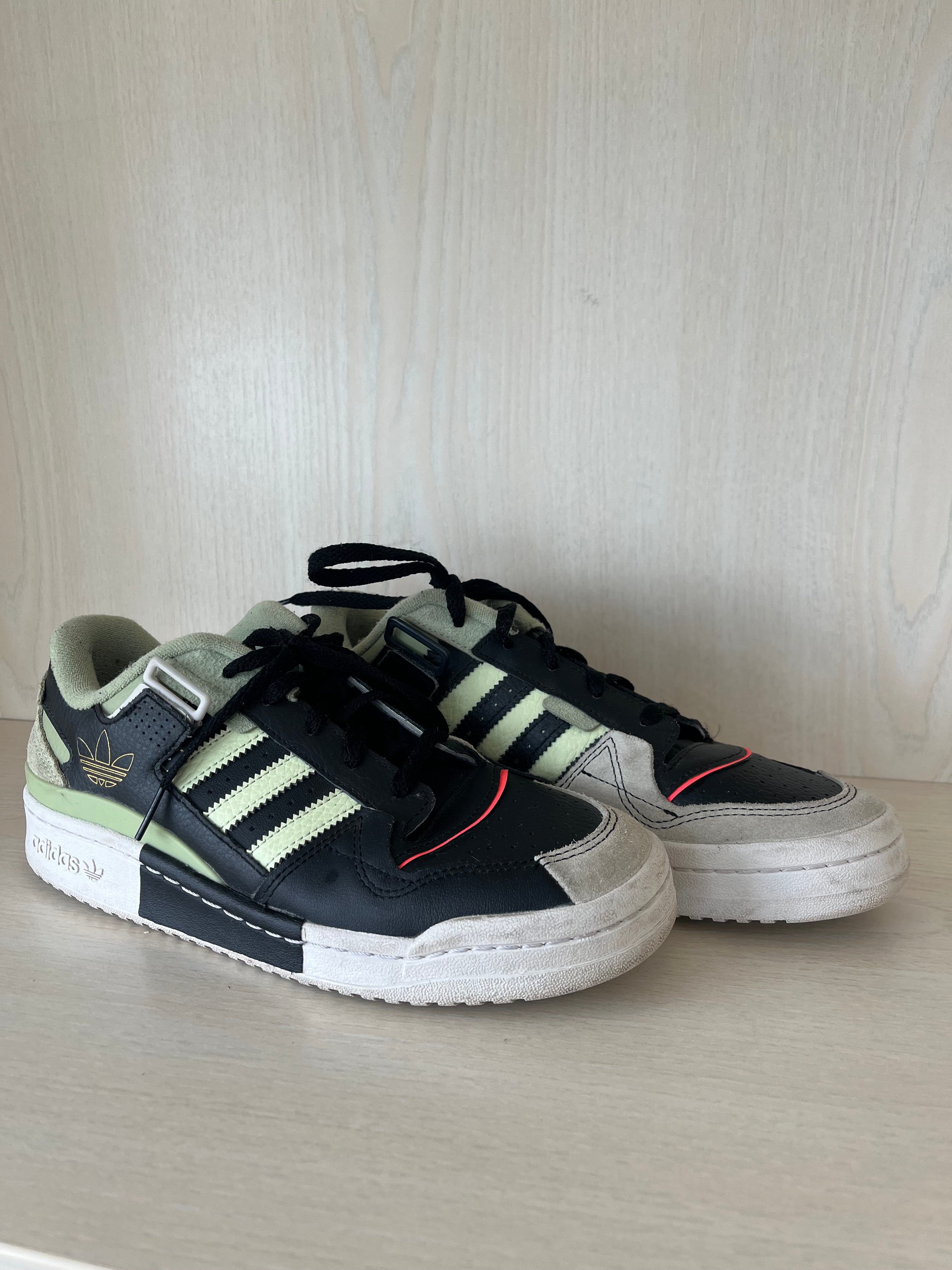 Adidas Forum Exhibit Low GZ0936 Core Black/Almost Lime EU 40⅔ | Guter Zustand