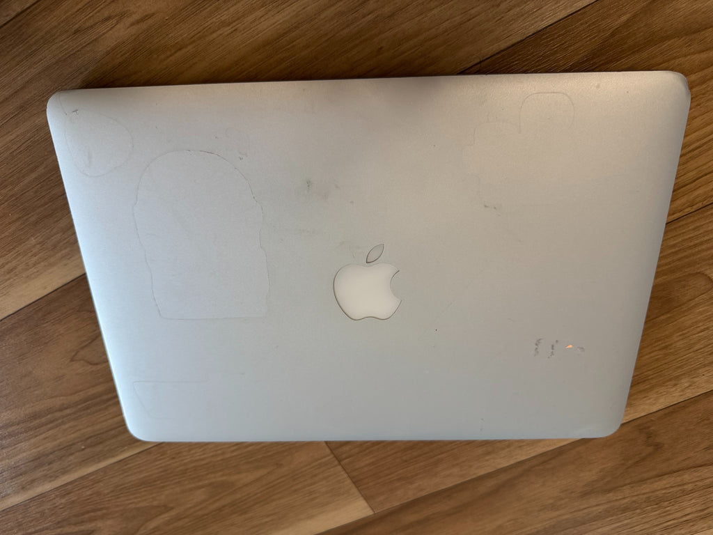Apple MacBook Pro 13 Retina – i5 / 8GB / 256GB SSD, Silber, guter Zustand