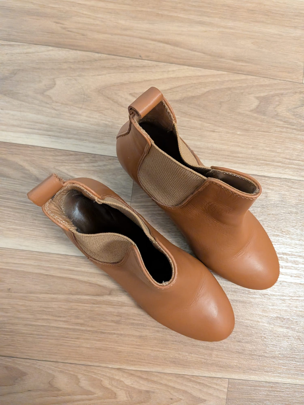 Kahmune “Mila” Chelsea Boots – Tan Leder, Gr. 38, Guter Zustand