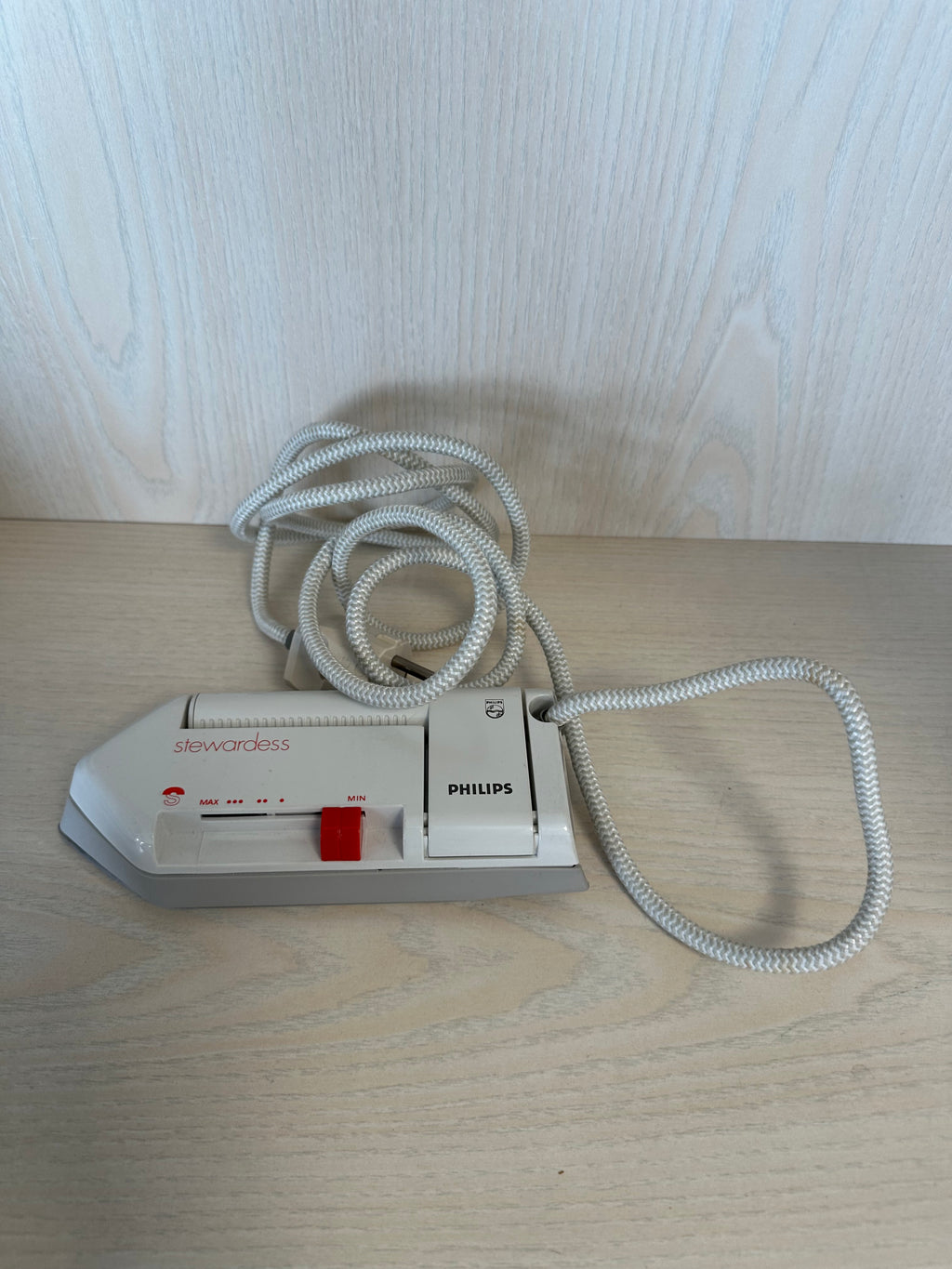 Philips Stewardess HD1165 Reisebügeleisen Beige Kompakt Dual Voltage Sehr Gut