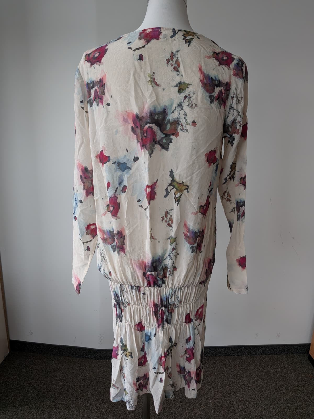 Julie Brandt Mari Dress – 100% Silk, Multicolor Floral, Size 38, Good Condition