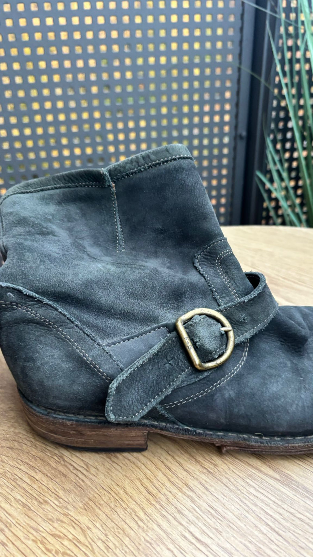 Fiorentini + Baker Eli Stiefel Grau Wildleder EU 40 | Zustand: Stark gebraucht