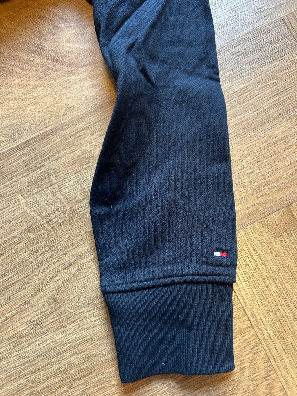 Tommy Hilfiger Crest Logo Sweatshirt | XS | Navy | Goldstickerei | Sehr gut