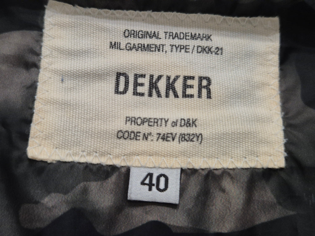 Dekker Women's Hooded Down Jacket IT 40/EU 36 Black, Good Condition