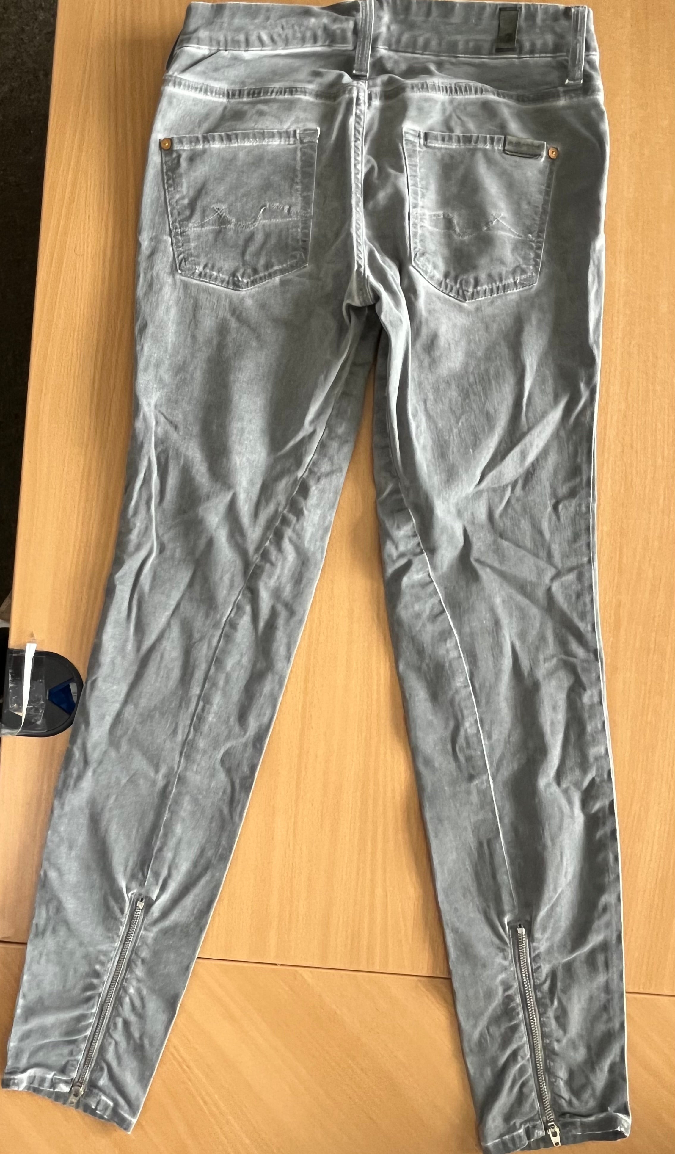 7 For All Mankind Damen Cordhose Grau Skinny mit Reißverschluss Gr. 25, Gut