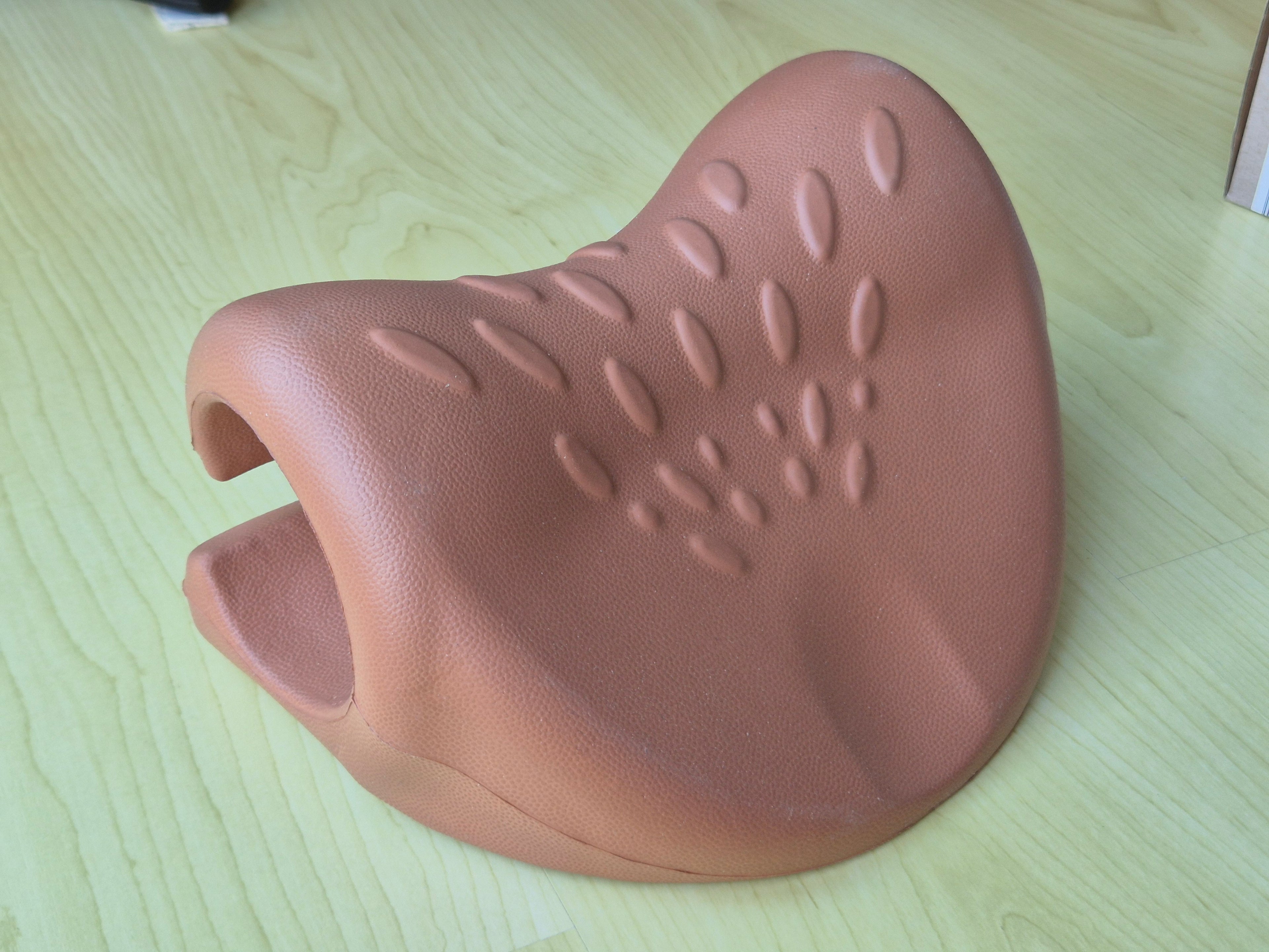Crane Nackenmassagekissen Braun 22,5x12,5x18cm sehr gut (ANS-22-190)