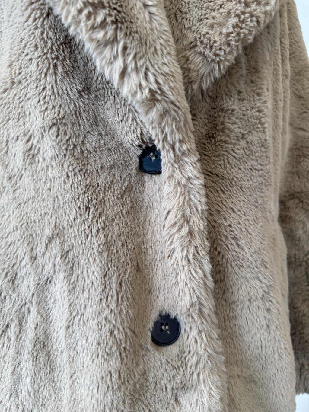 Zara Teddy Coat – Faux Fur, Beige, Size M, Very Good Condition