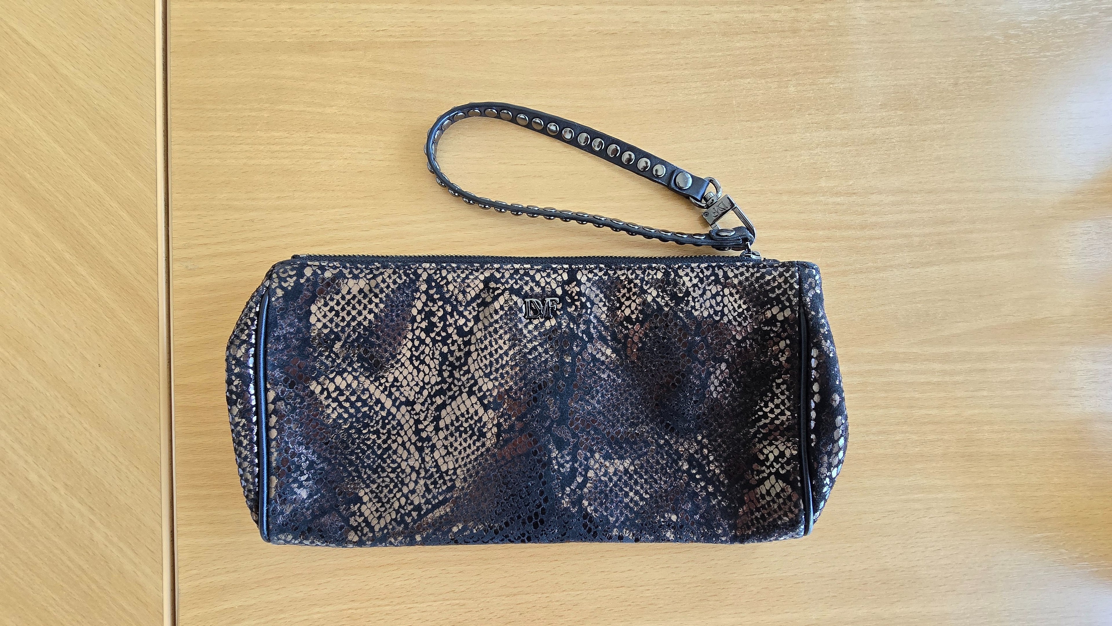 Diane von Furstenberg Snake-Print Clutch – Schwarz/Bronze, Sehr Gut, Medium