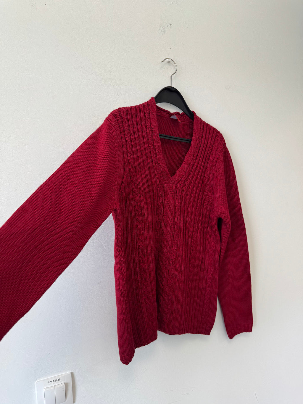 Olsen Women’s V-Neck Sweater | 100% Cotton | Size M | Red | Very Good