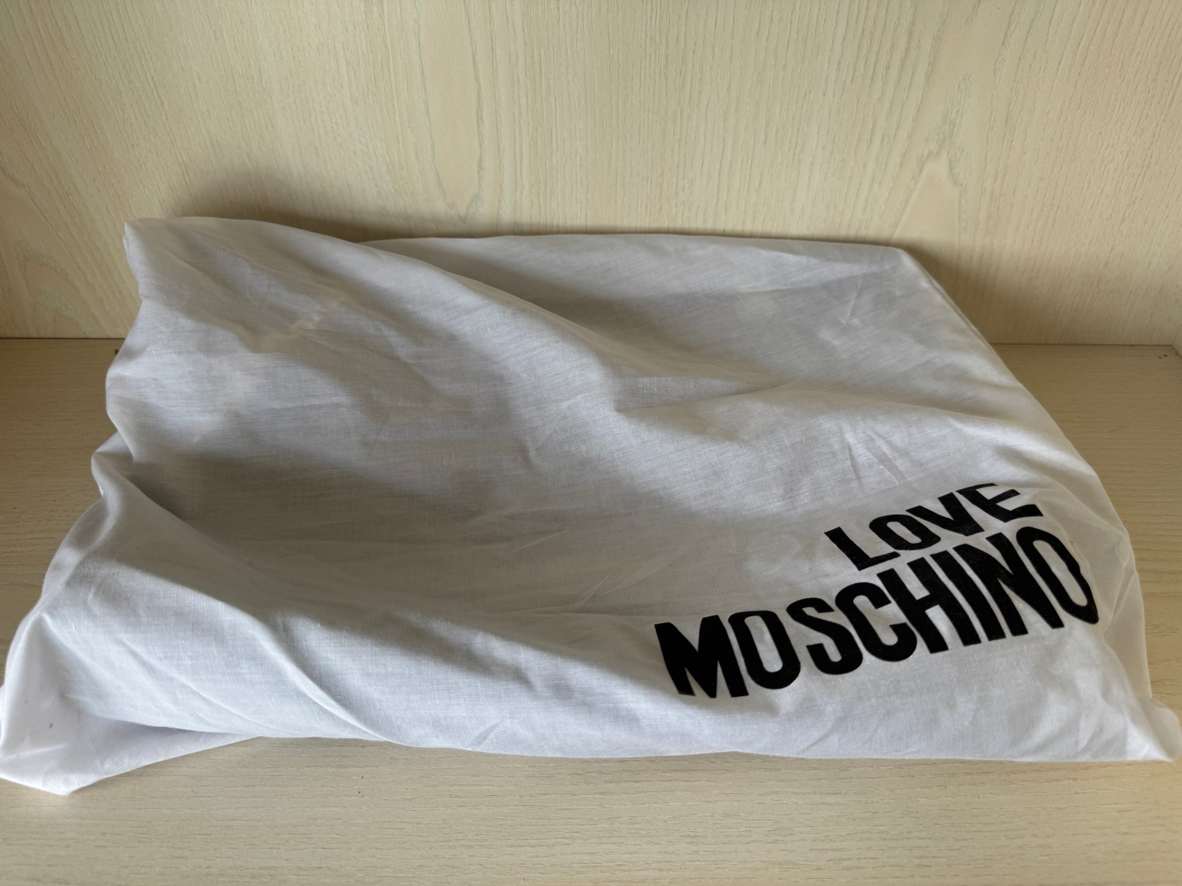 Love Moschino Diamond Quilt Shopper, Medium, Black, PU Leather, Like New