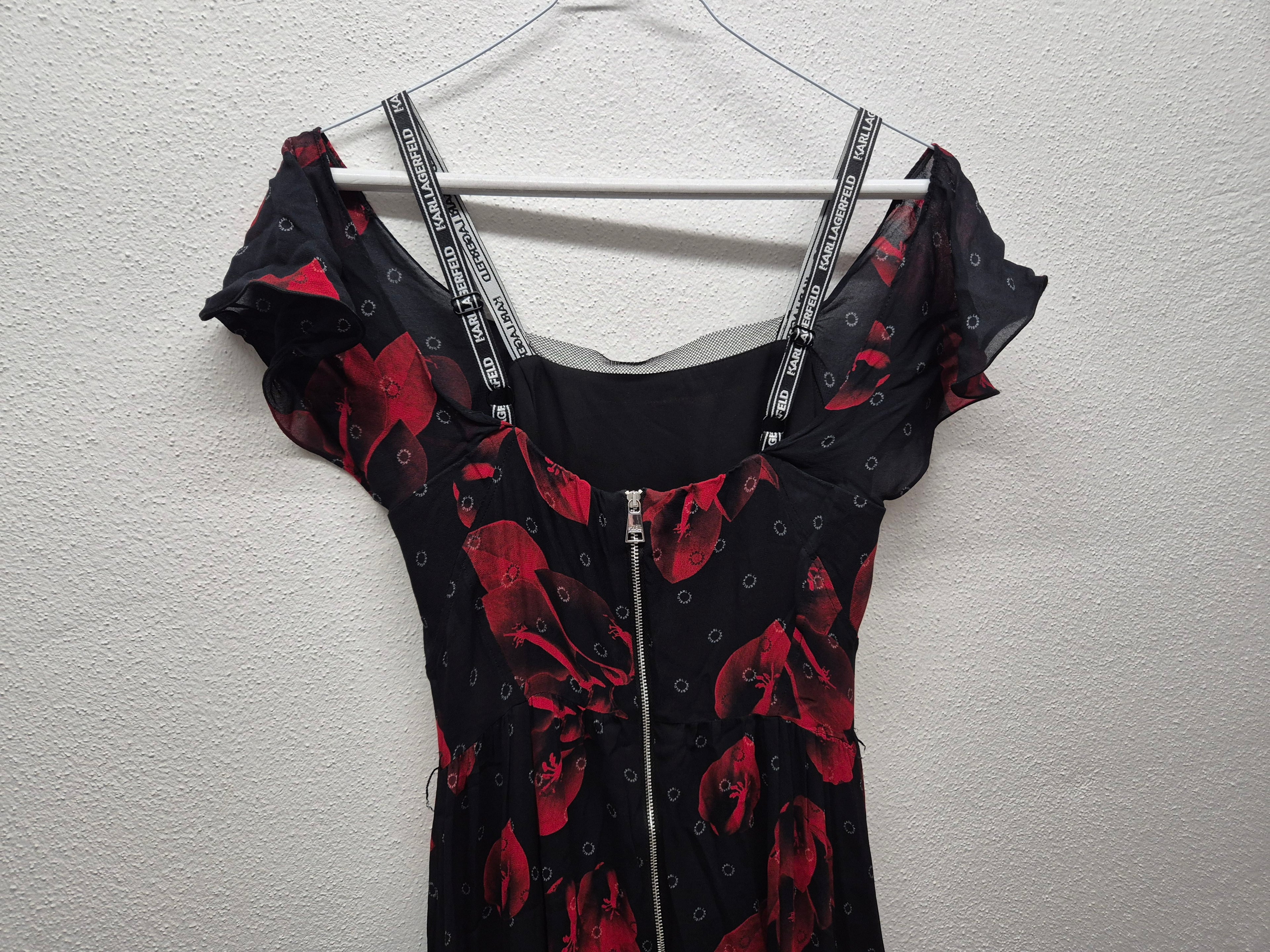 Karl Lagerfeld Plissiertes Blumen Maxikleid, XS (IT 38/FR 34), Schwarz/Rot, Sehr Gut