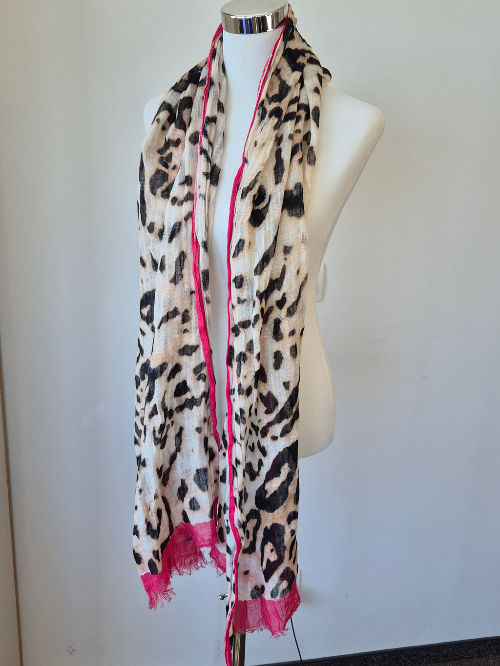 Shingora Leinen Schal – Leo Muster, Pink, One Size, Guter Zustand