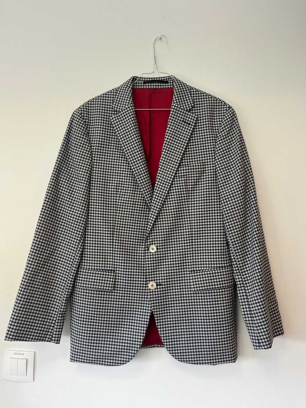 Dolzer Maß-Blazer (Karo) + Navy Chinos, Gr. M, guter Zustand