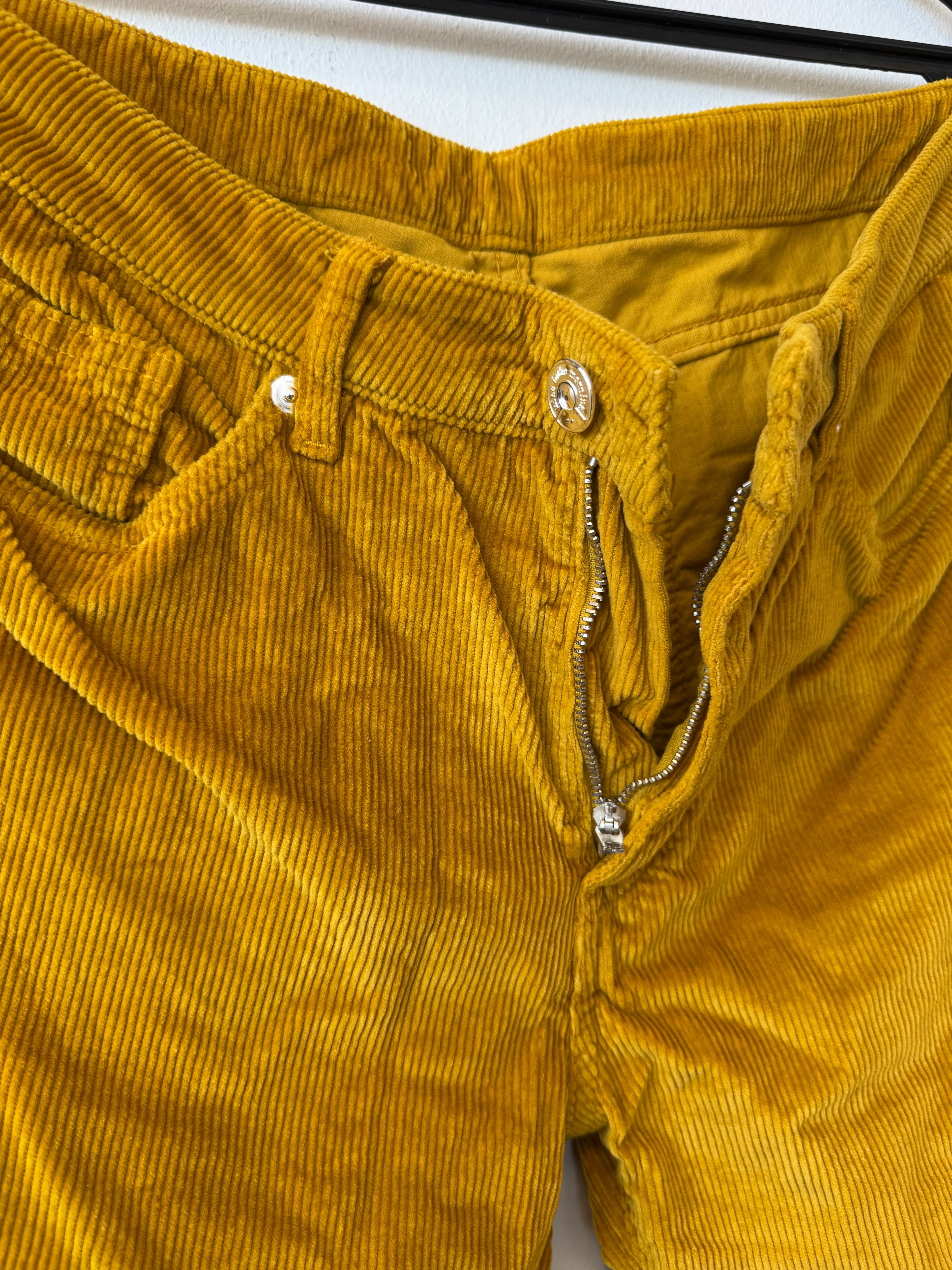 Nine in the Morning Cordhose Gold W28, guter Zustand