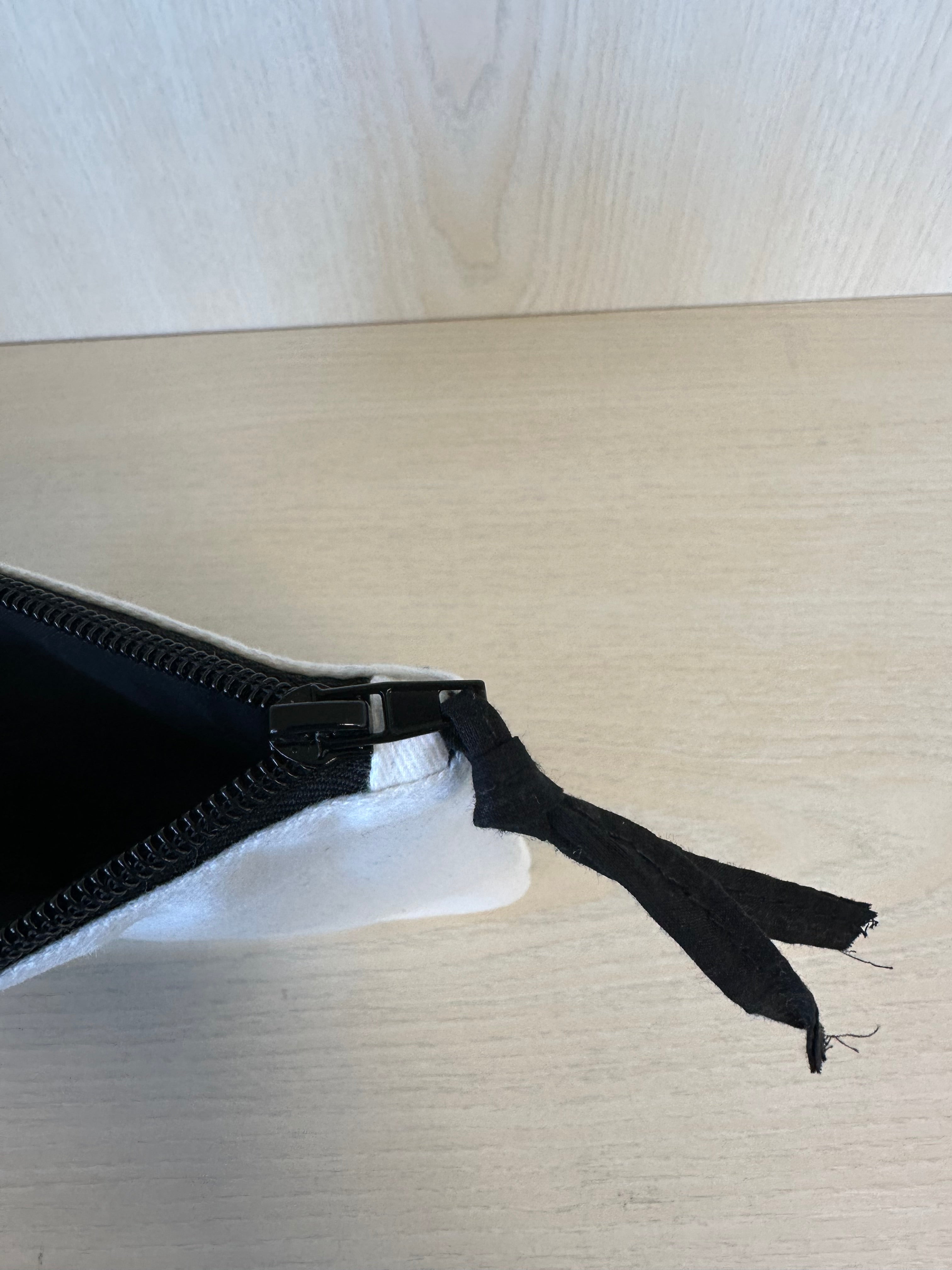 Kera Till Canvas Pochette Bulle Zip Tasche Weiß Canvas 21x15cm Sehr Gut