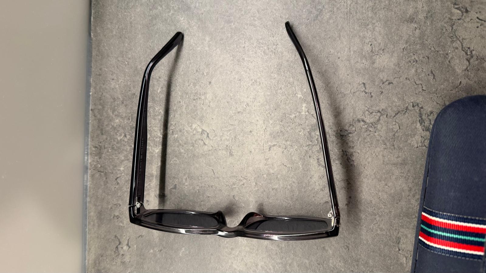 Tommy Hilfiger Jules Sunglasses | Smoke Grey | Acetate | 56-19-143 | Good