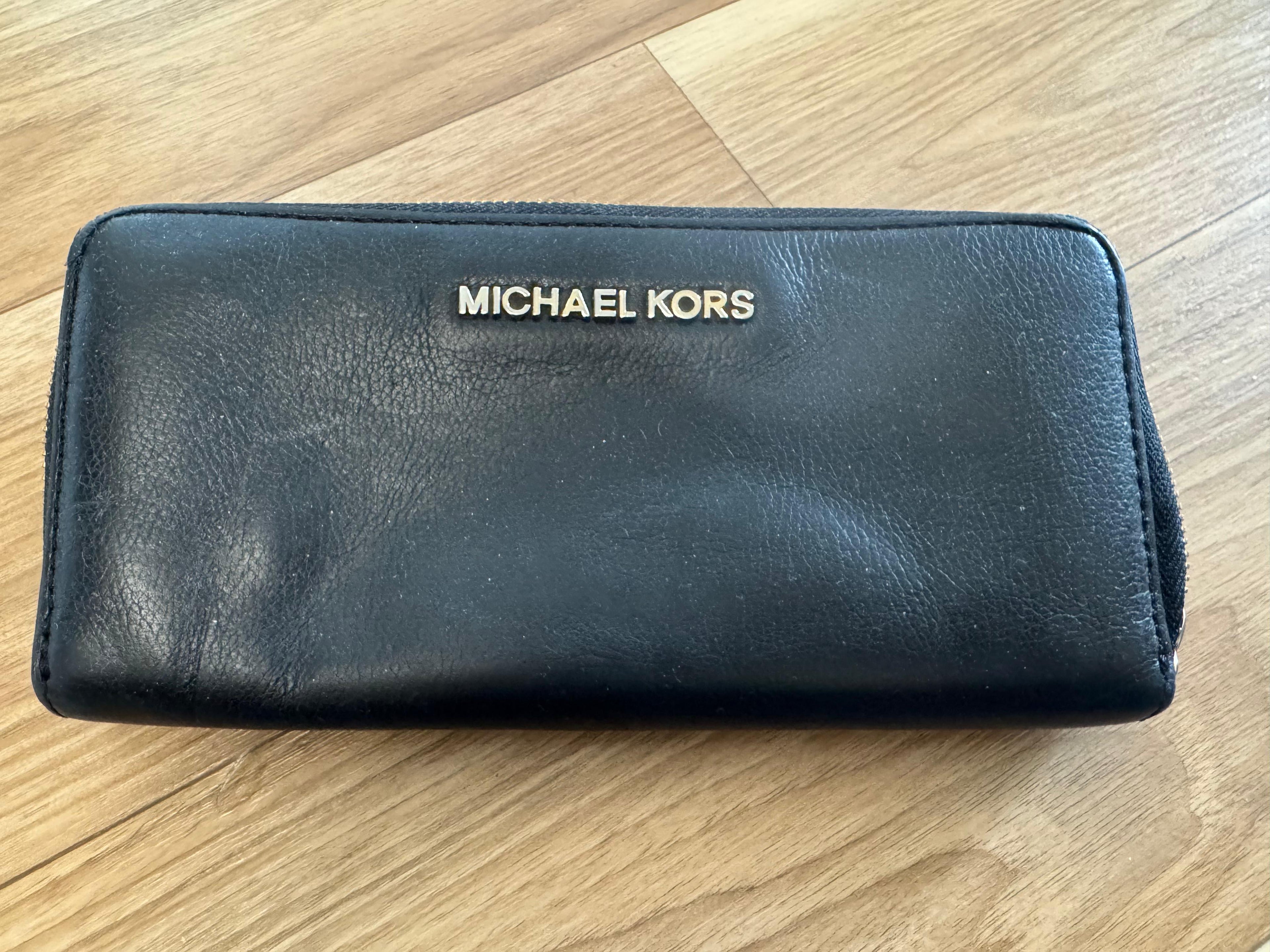Michael Kors Jet Set Travel Wallet – Black Leather, Gold Hardware, Good Condition