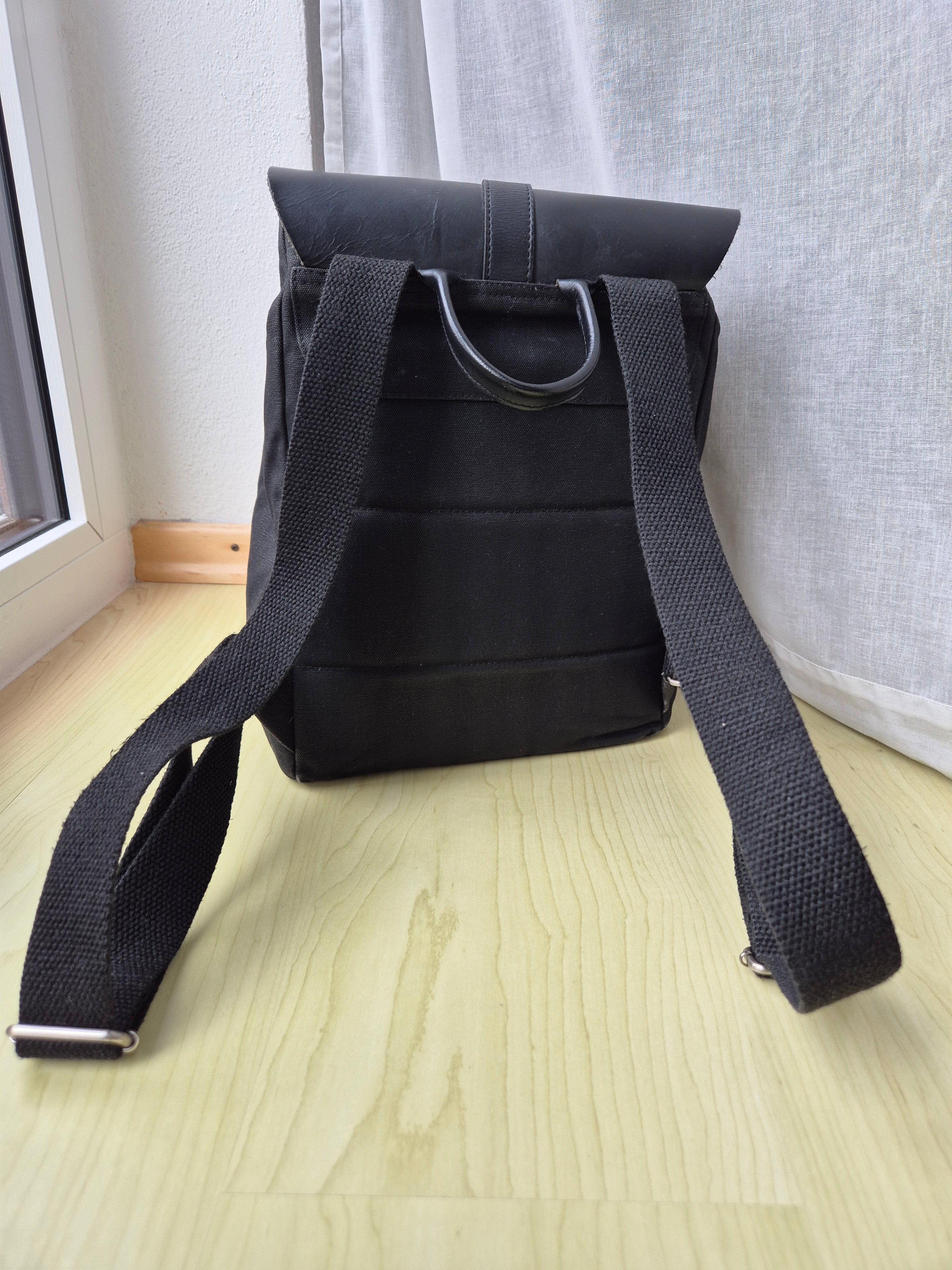 Fitz & Huxley Rucksack “Equinox” – Canvas & Leder, Schwarz, H35xB25xT15