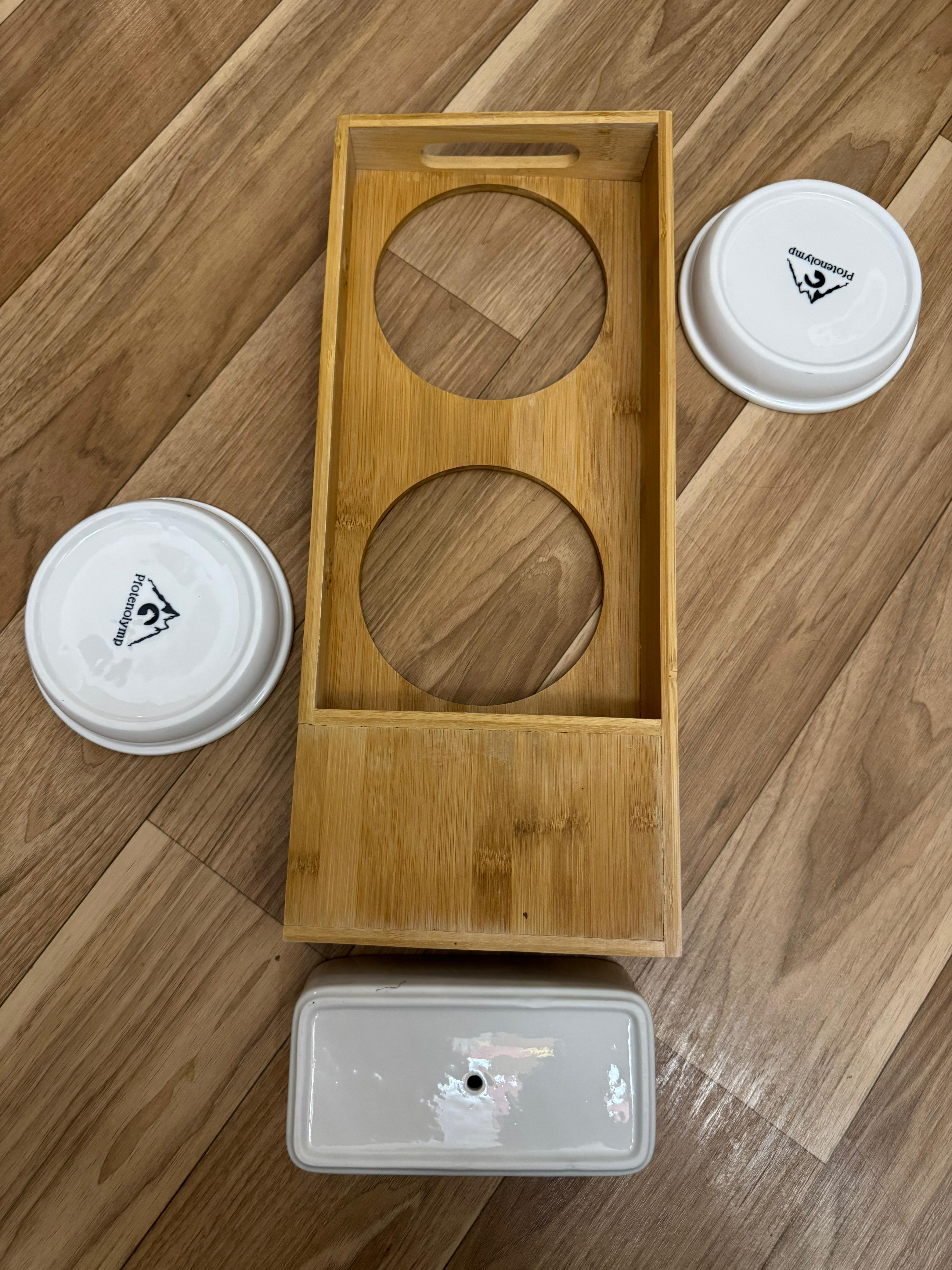 EveryYay Elevated Bamboo Pet Feeder with 2 Ceramic Bowls, 15x7x2cm, Good Condition