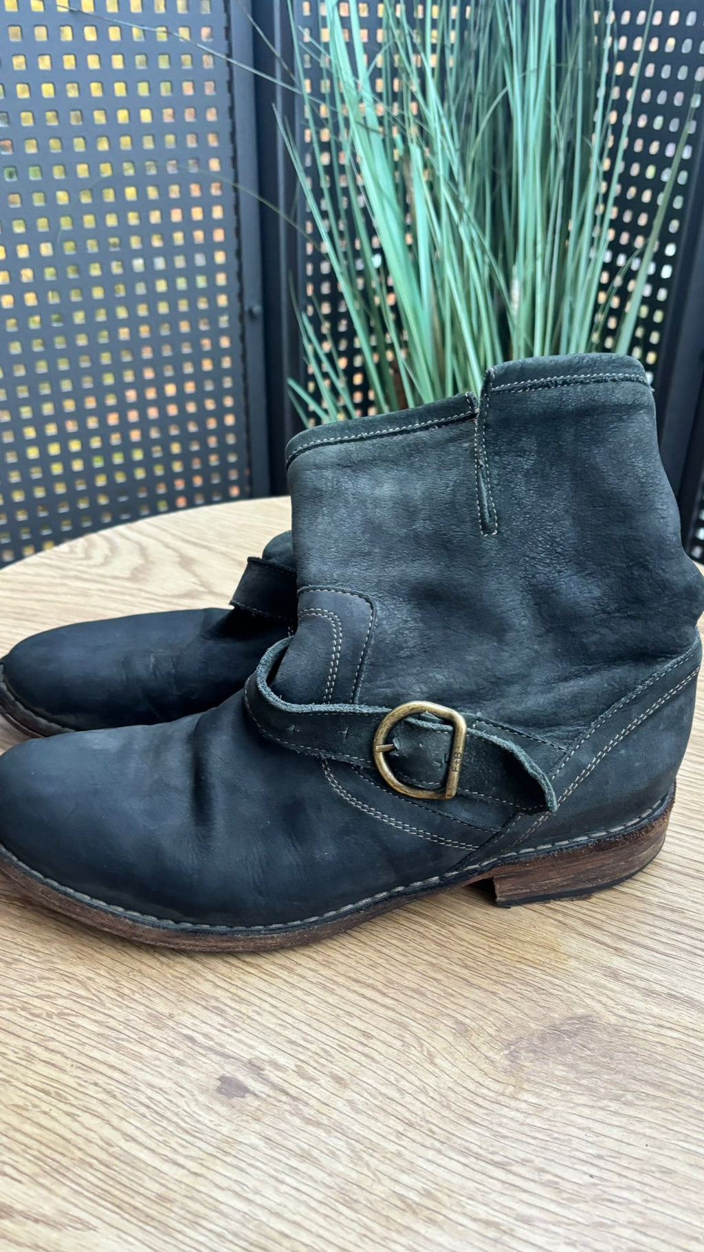 Fiorentini + Baker Eli Stiefel Grau Wildleder EU 40 | Zustand: Stark gebraucht
