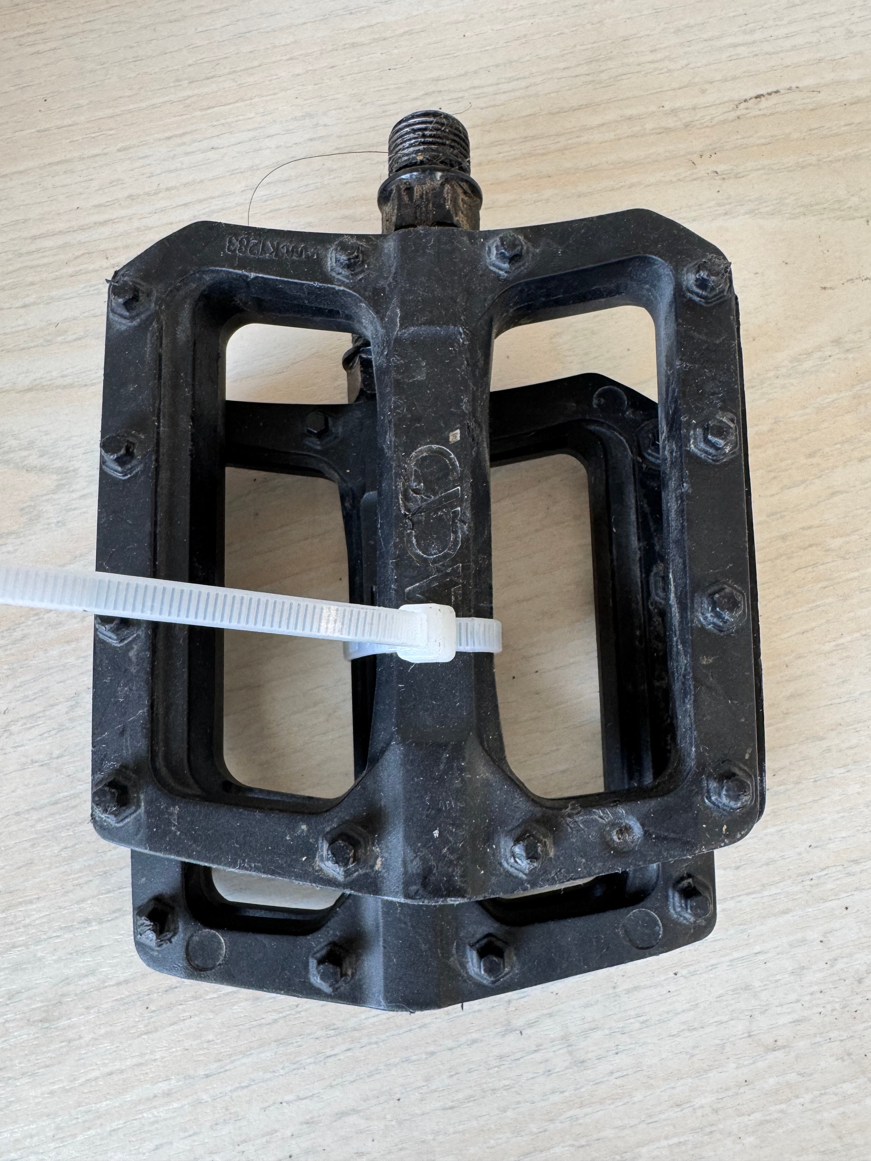VP-536 Platform Pedals – Nylon Composite, Black, Normal Use