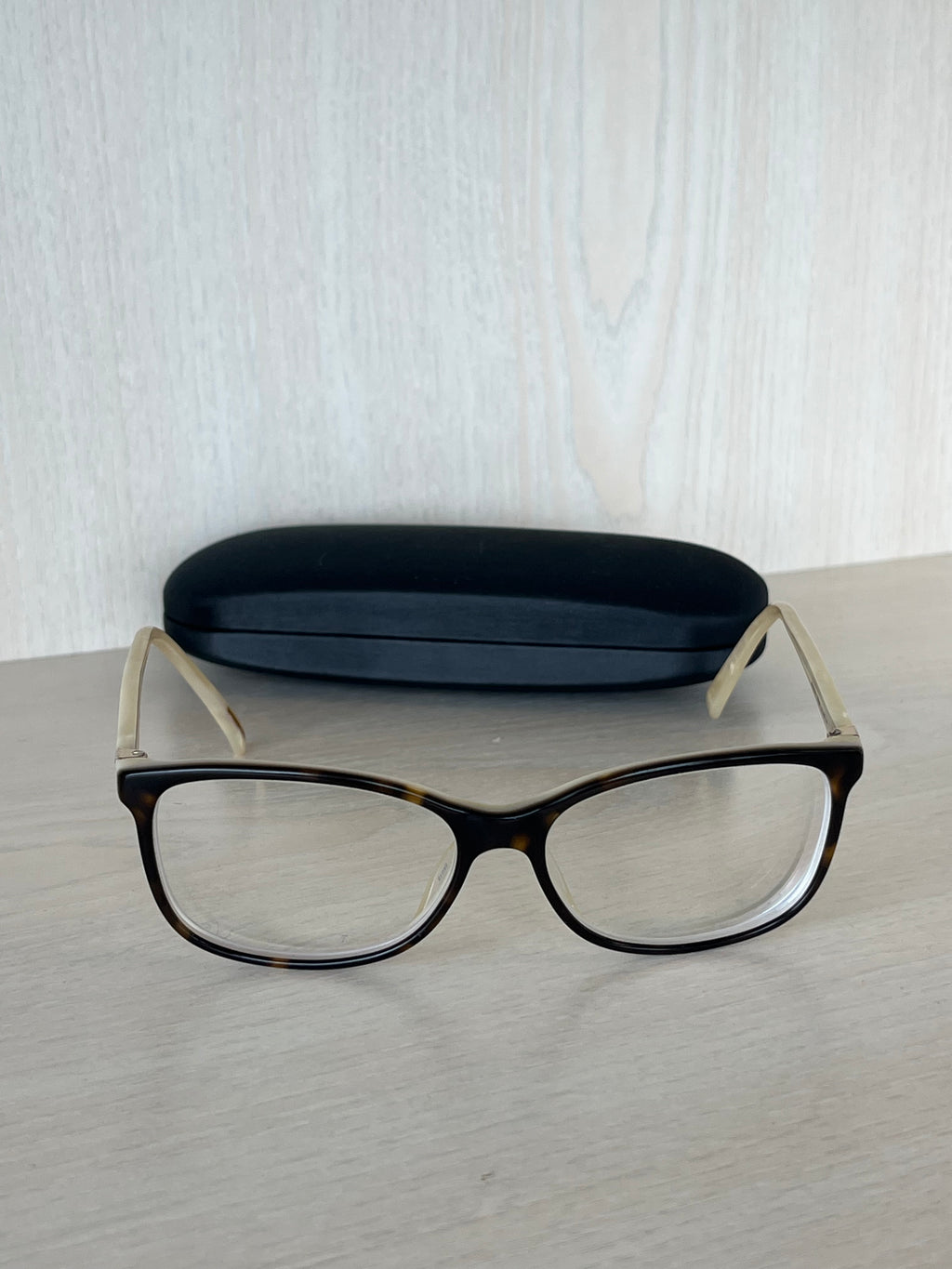 GIVENCHY VGV268 Black/Ivory Women’s Eyeglass Frame 140mm – Very Good