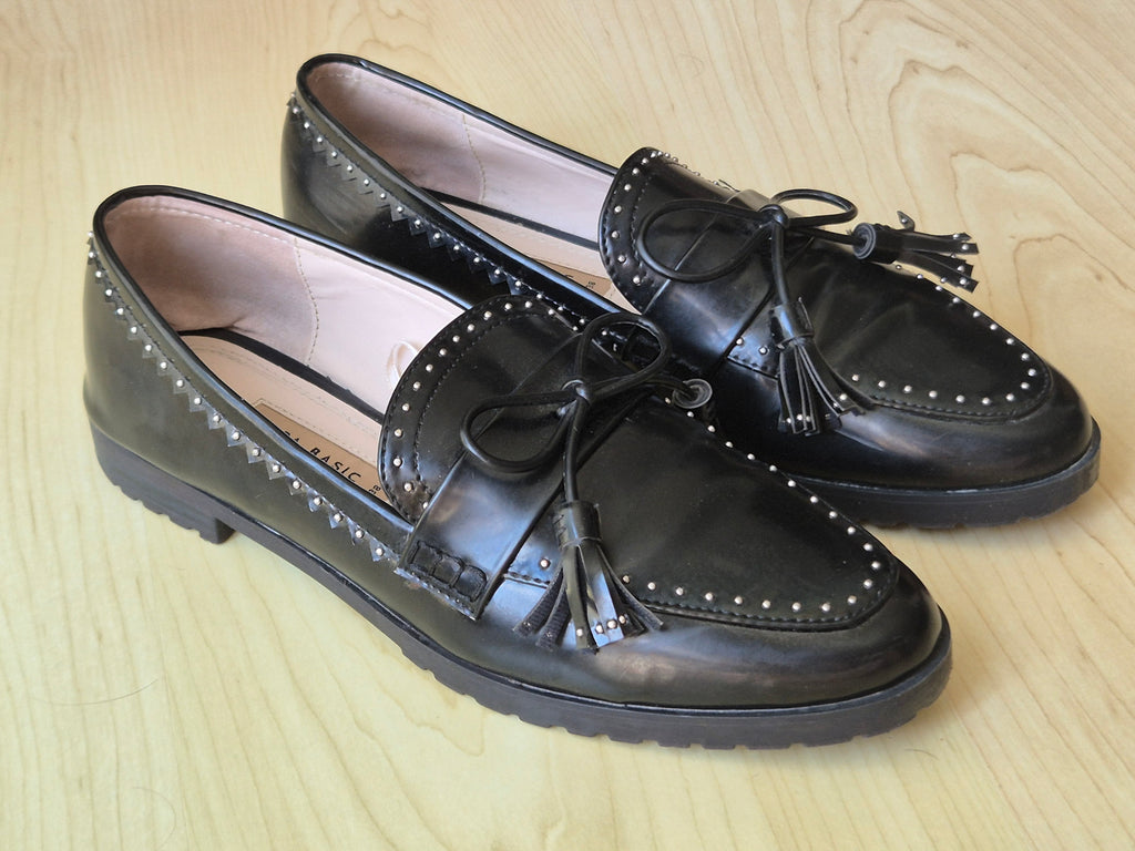 Zara Studded Loafers Black EU 38 Good Condition