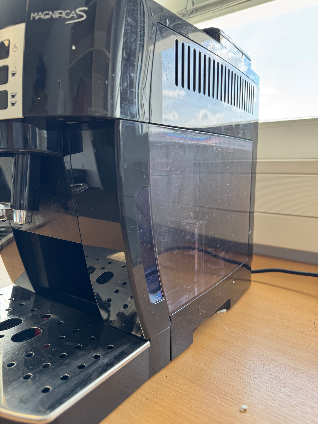 De’Longhi Magnifica S ECAM22110B Kaffeevollautomat Schwarz Medium